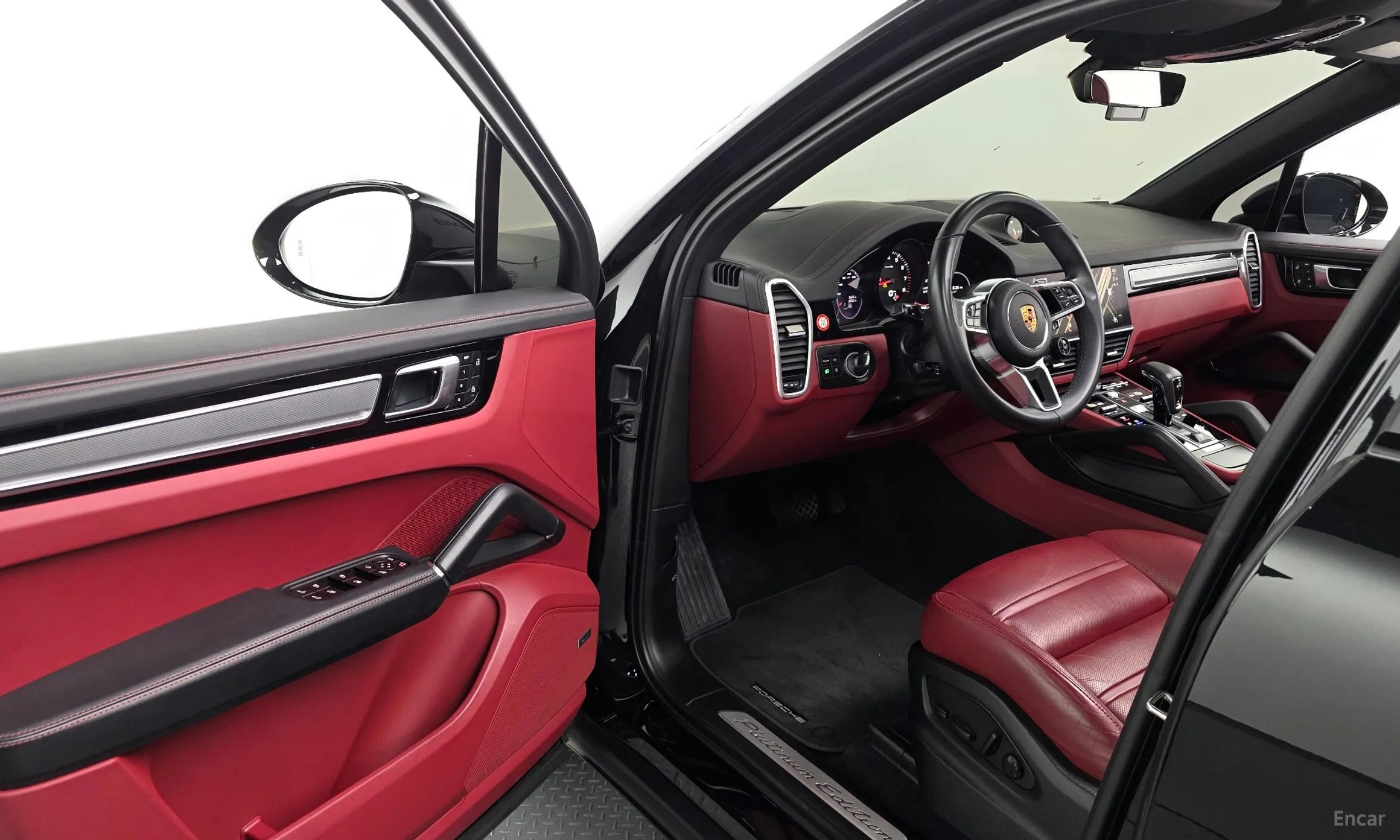 Porsche Cayenne (PO536) превью 11