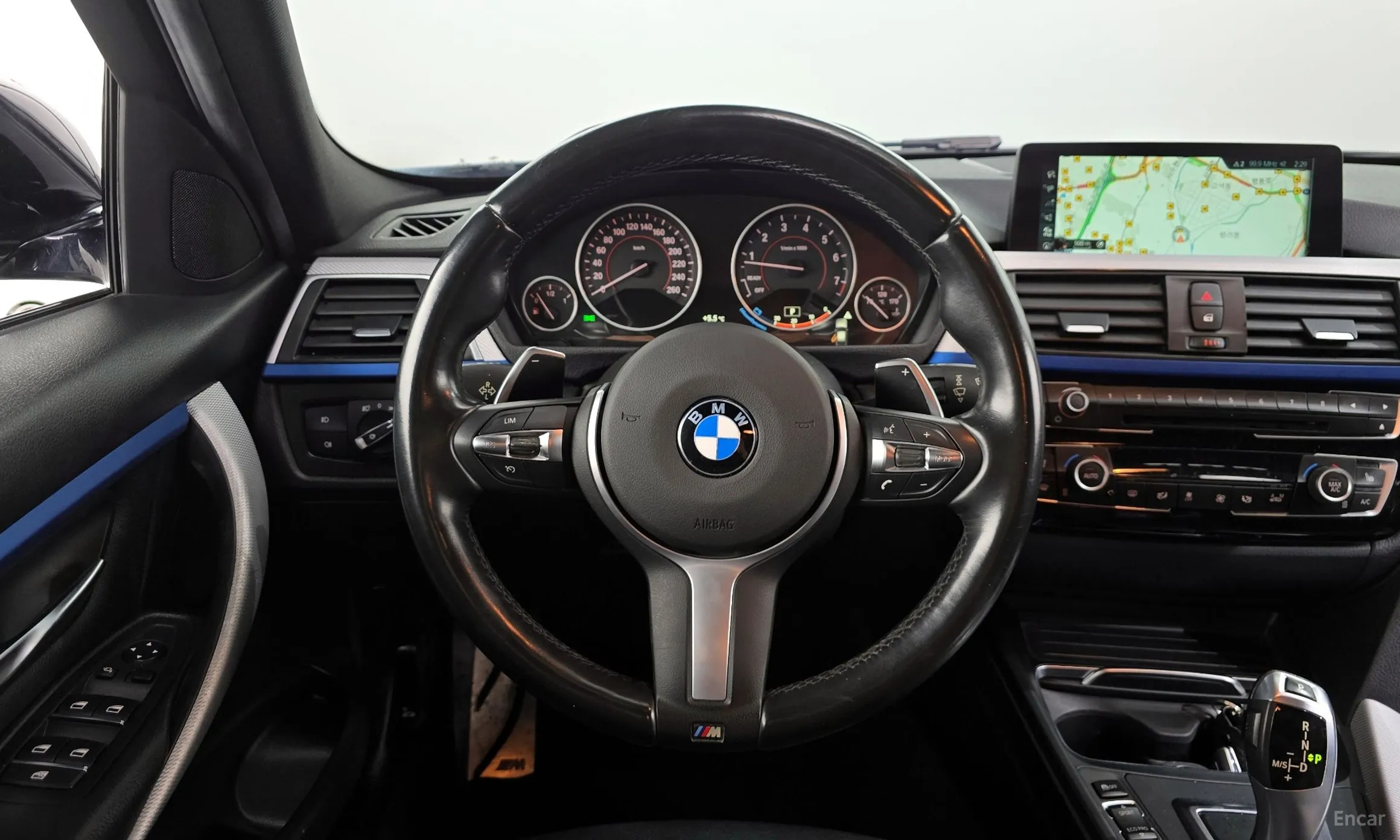 BMW 3 Series (F30) превью 13