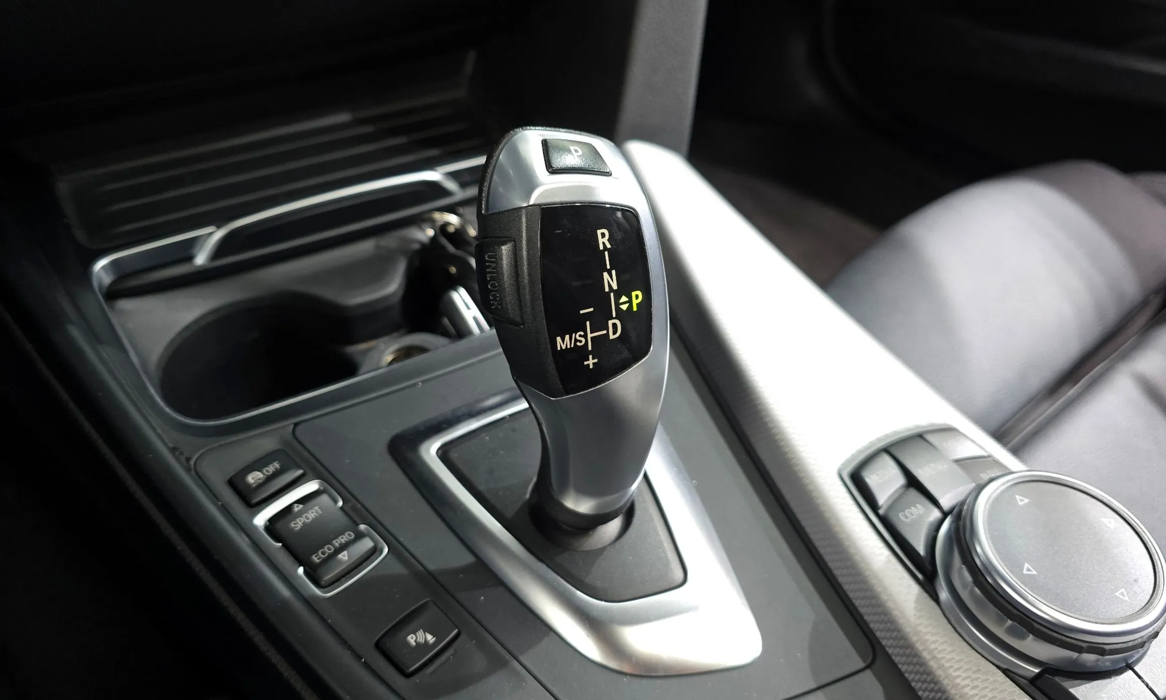BMW 3 Series (F30) превью 9