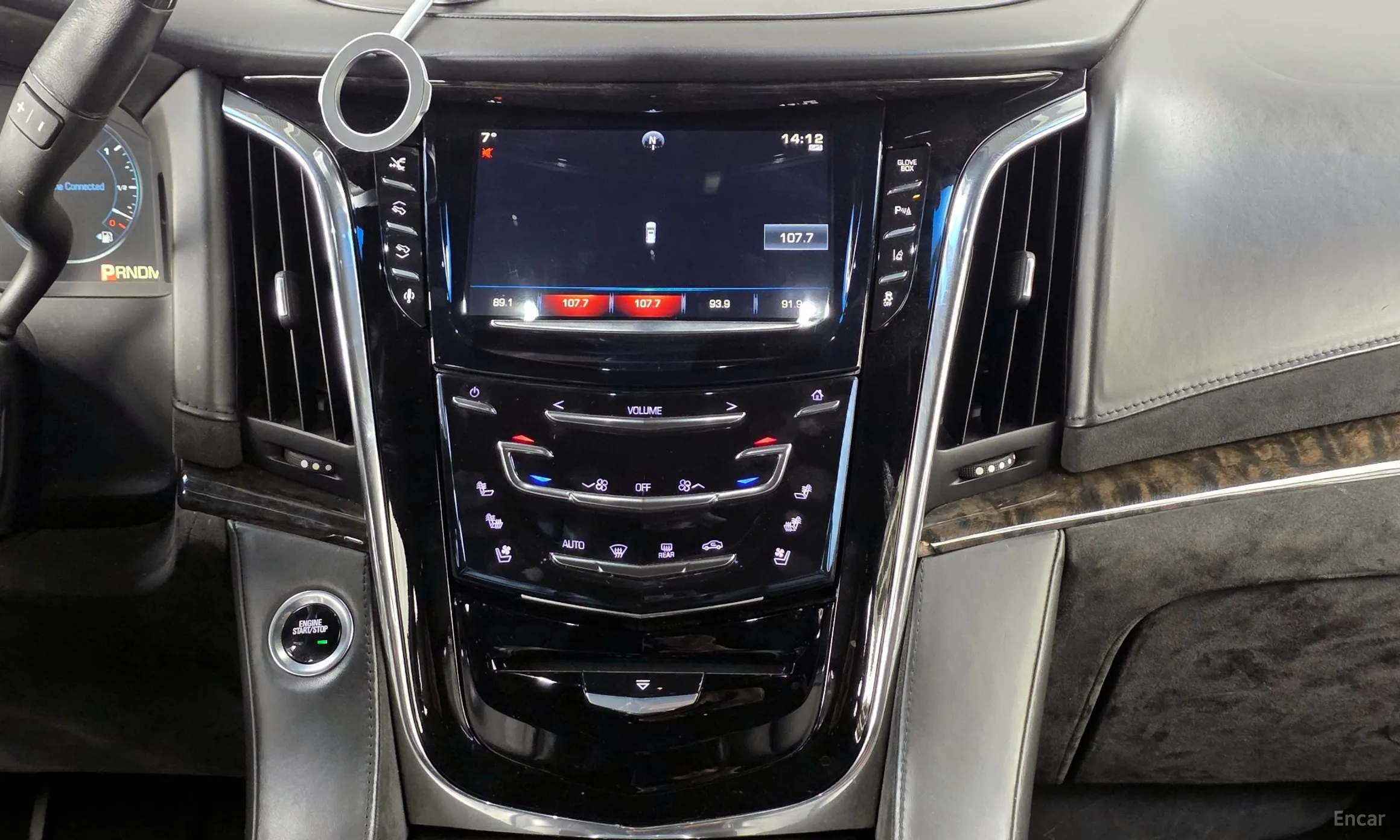 Cadillac Escalade превью 14