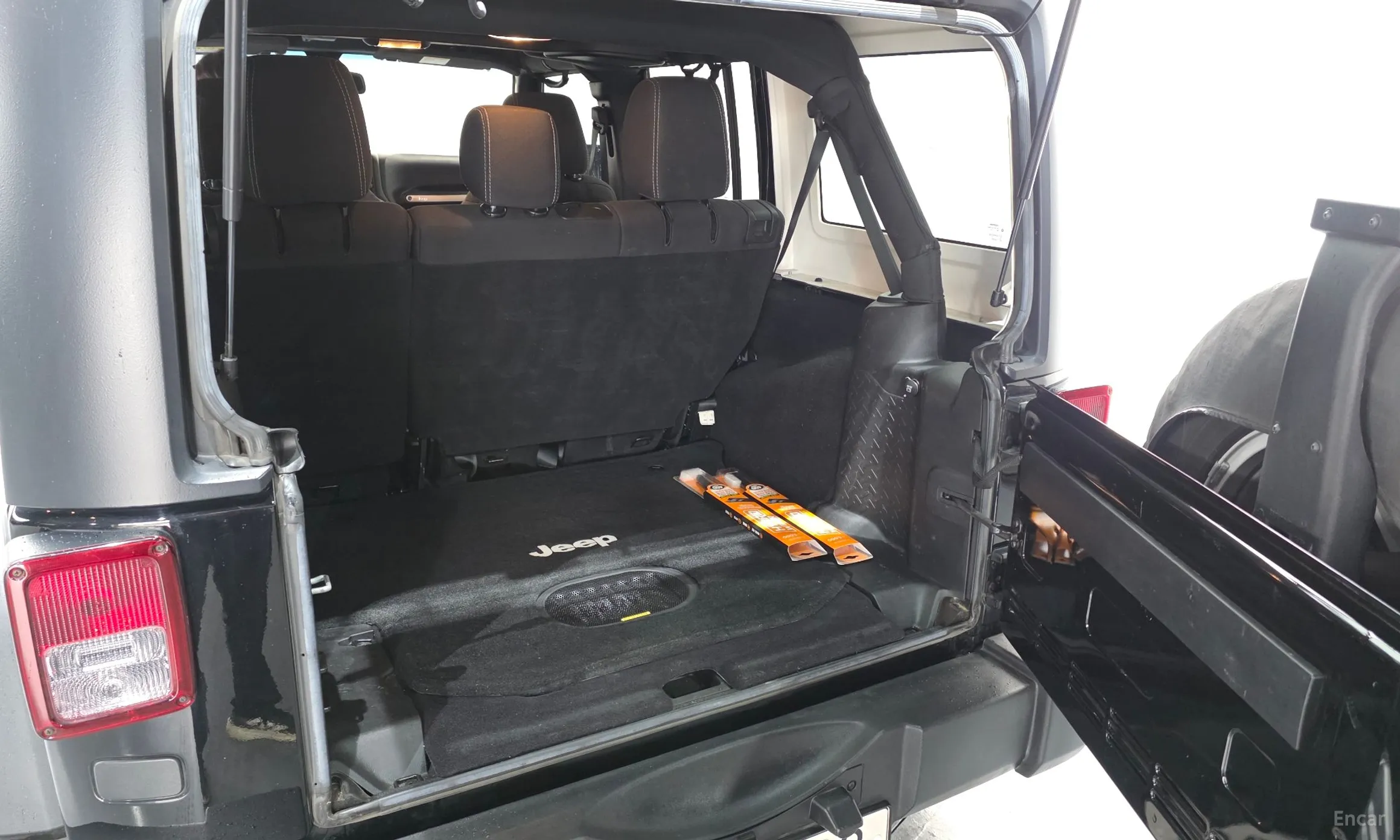 Jeep Wrangler (JK) превью 20