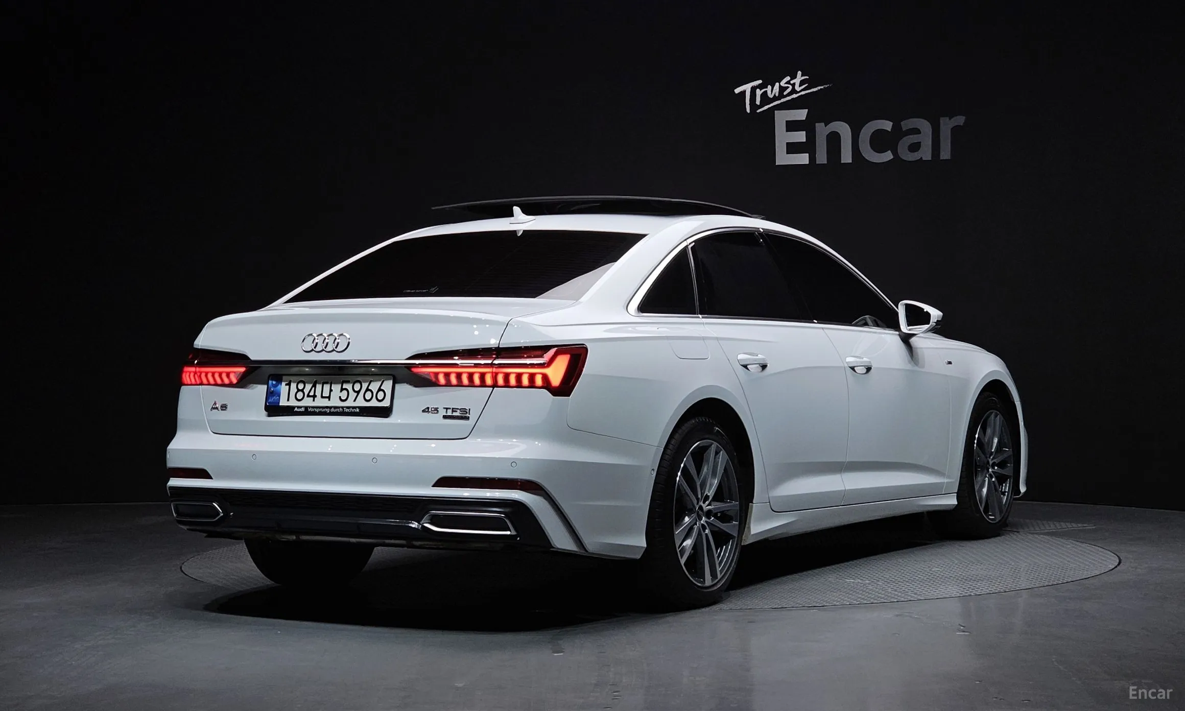 Audi A6 (C8)