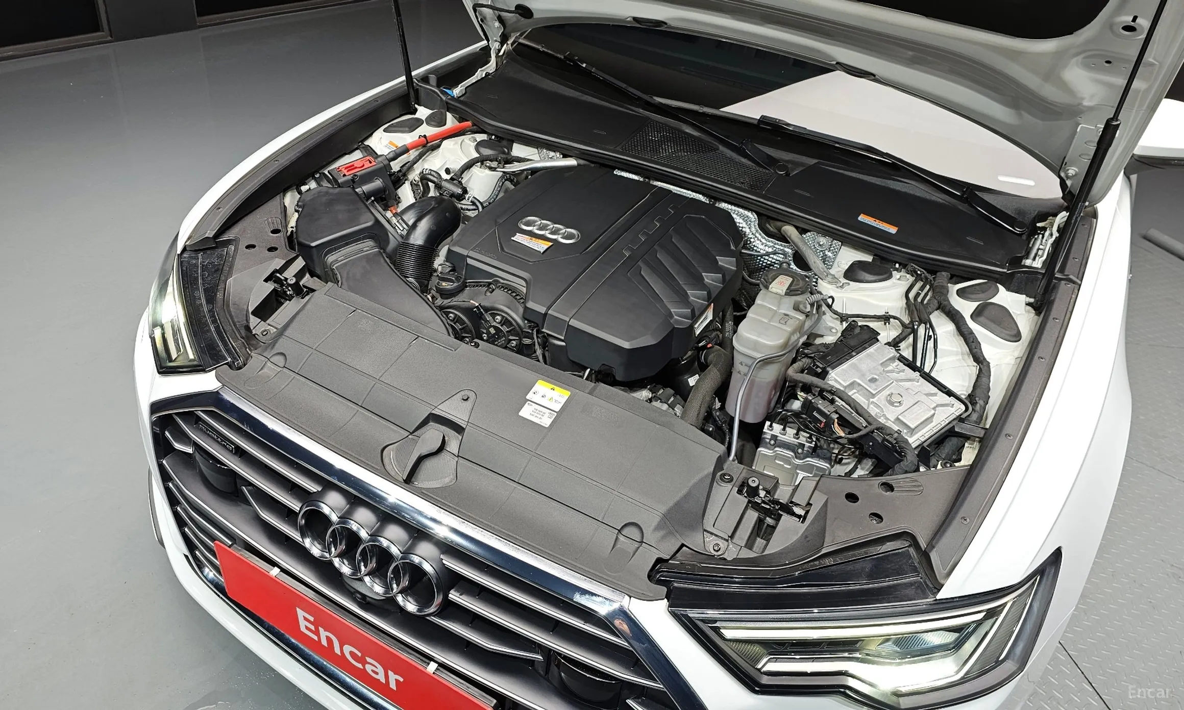 Audi A6 (C8) превью 6