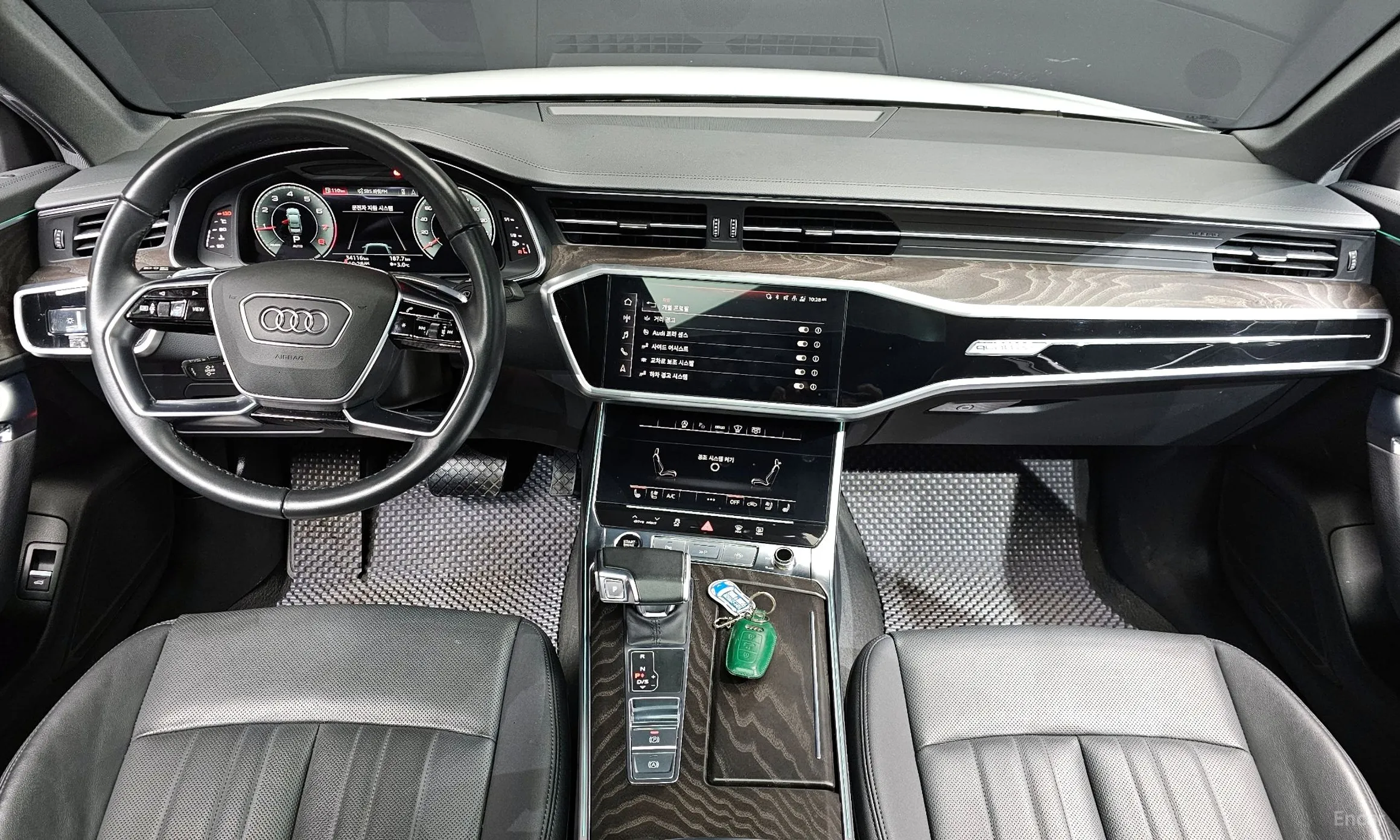 Audi A6 (C8) превью 7