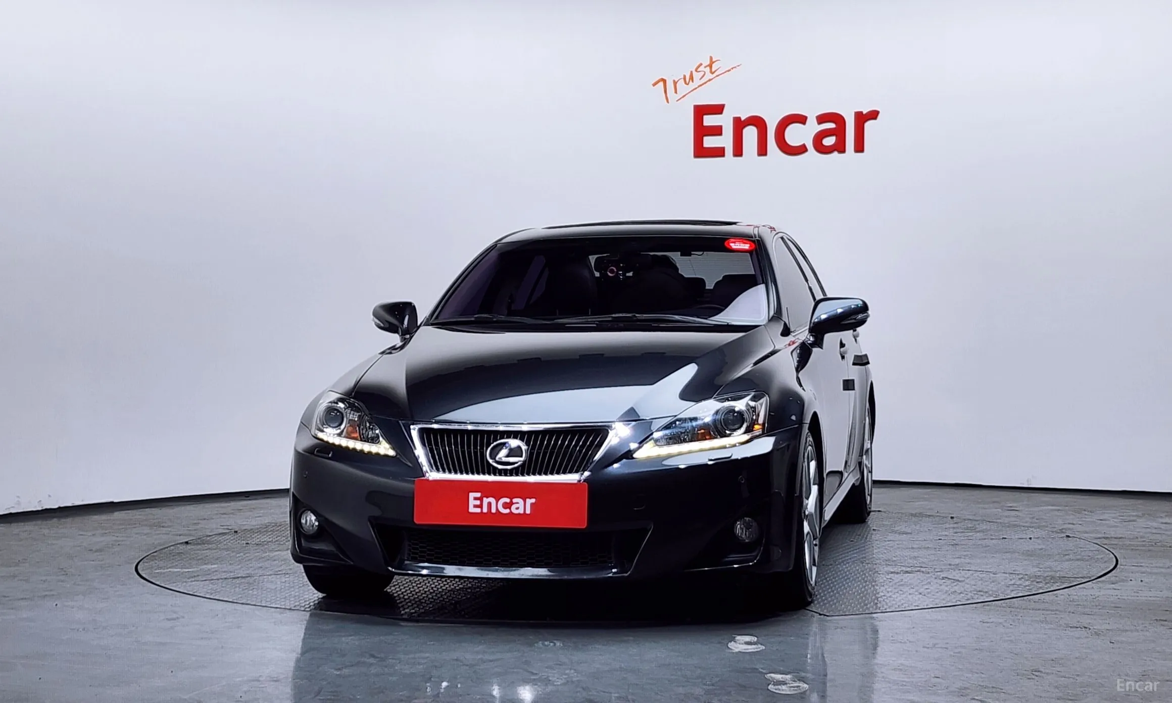 Lexus IS250 превью 3