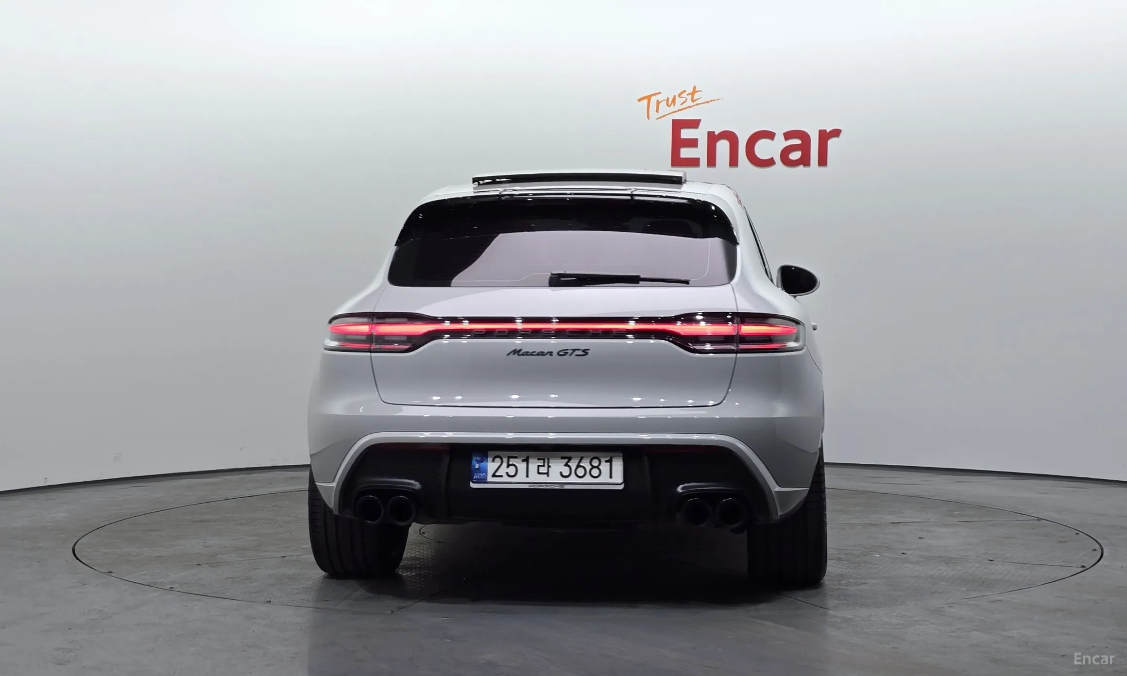 Porsche Macan превью 4