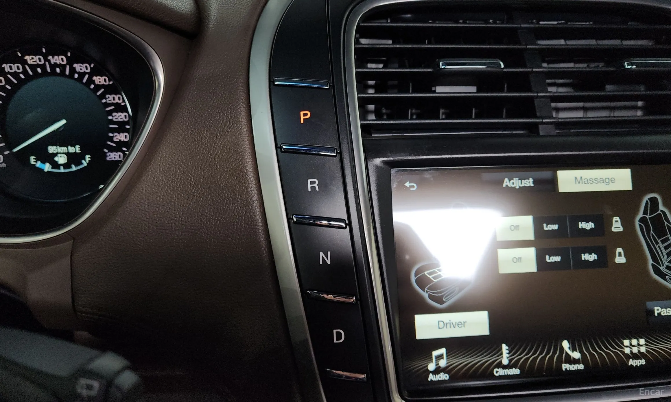 Lincoln MKX 2nd Generation превью 9