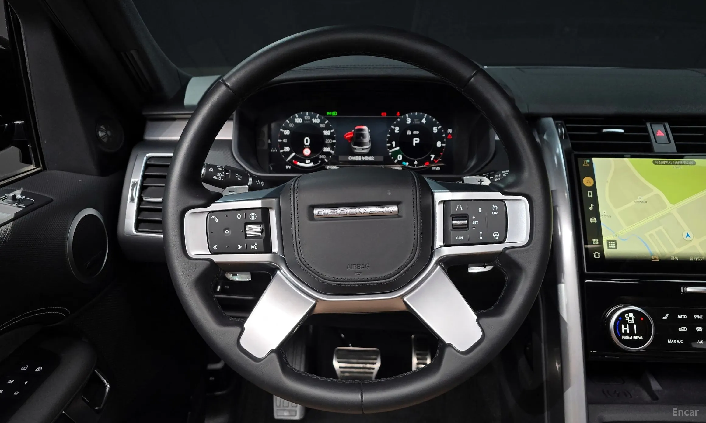 Land Rover Discovery 5 превью 13