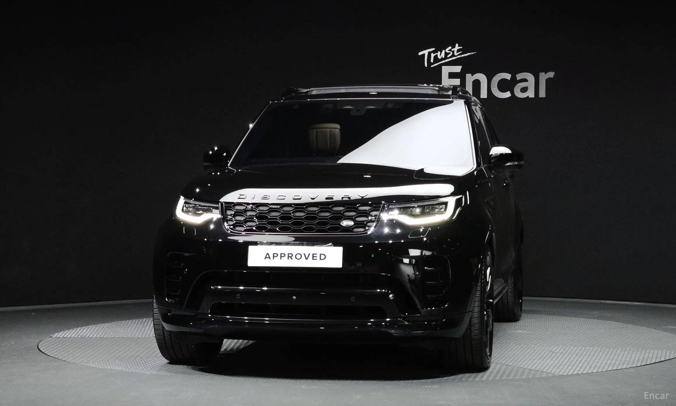 Land Rover Discovery 5 превью 3