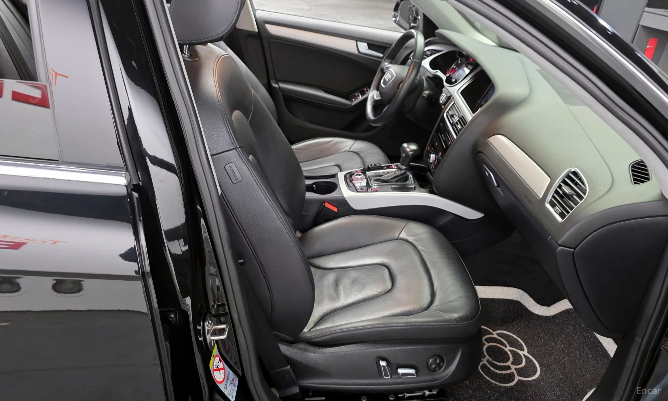 Audi New A4 превью 12