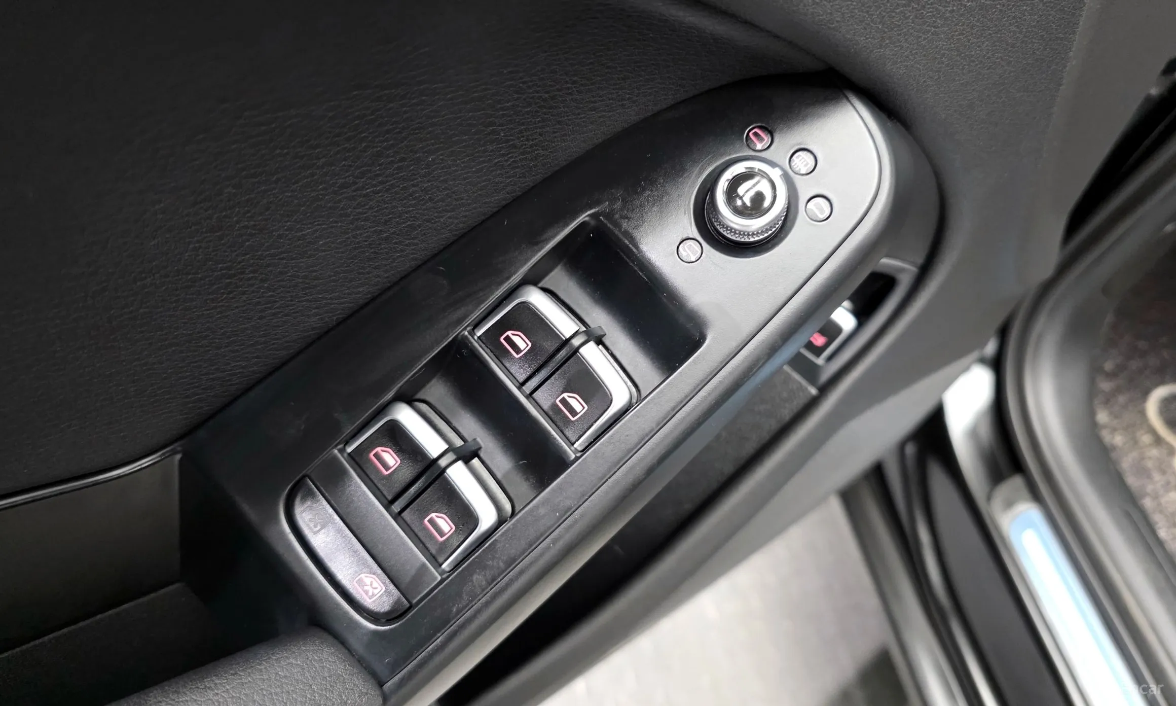 Audi New A4 превью 14