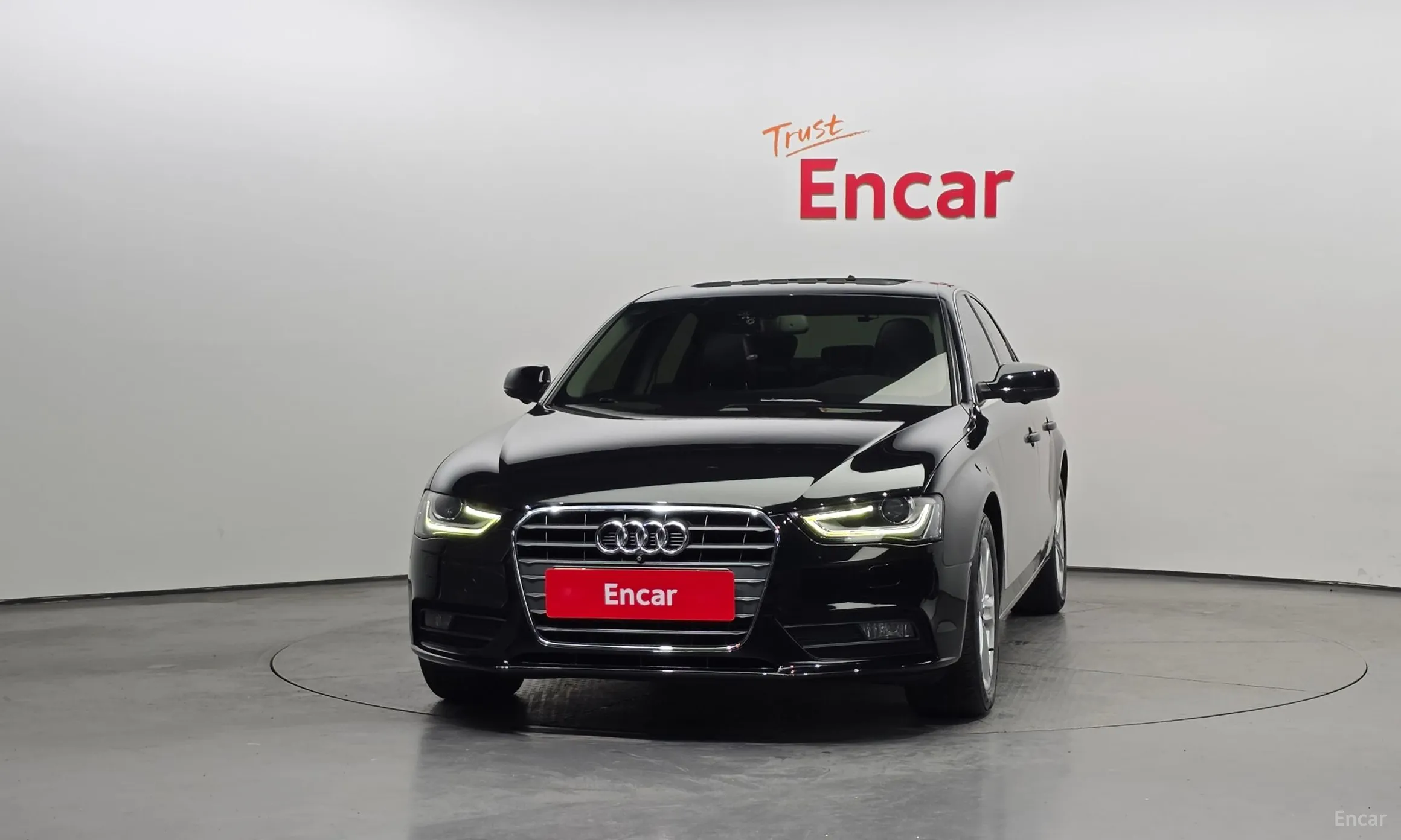 Audi New A4 превью 3