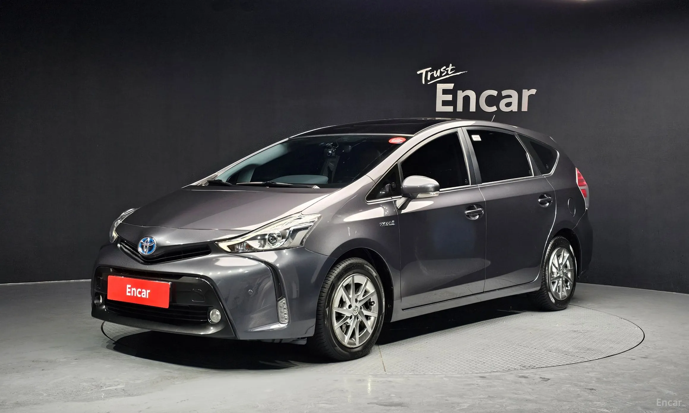 Toyota Prius V