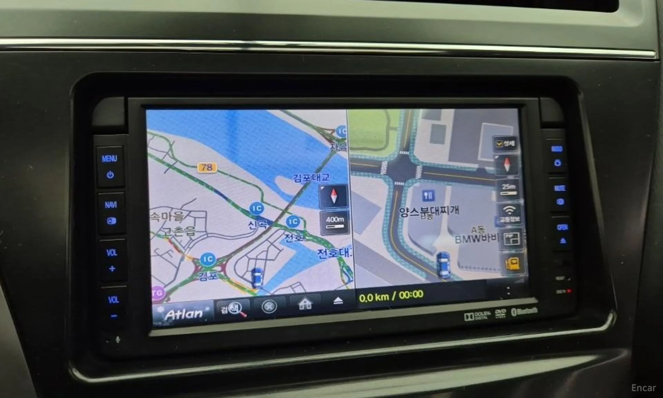 Toyota Prius V превью 15