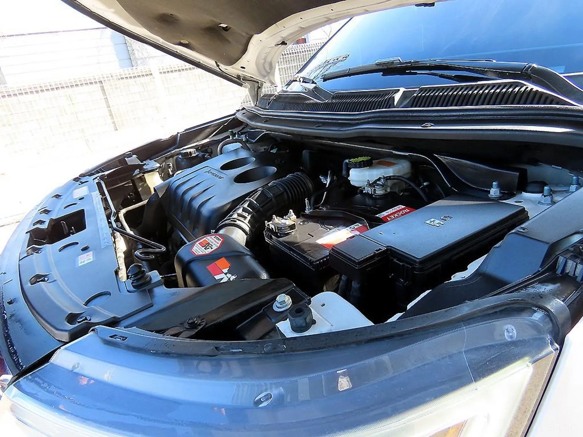 Ford Explorer превью 19