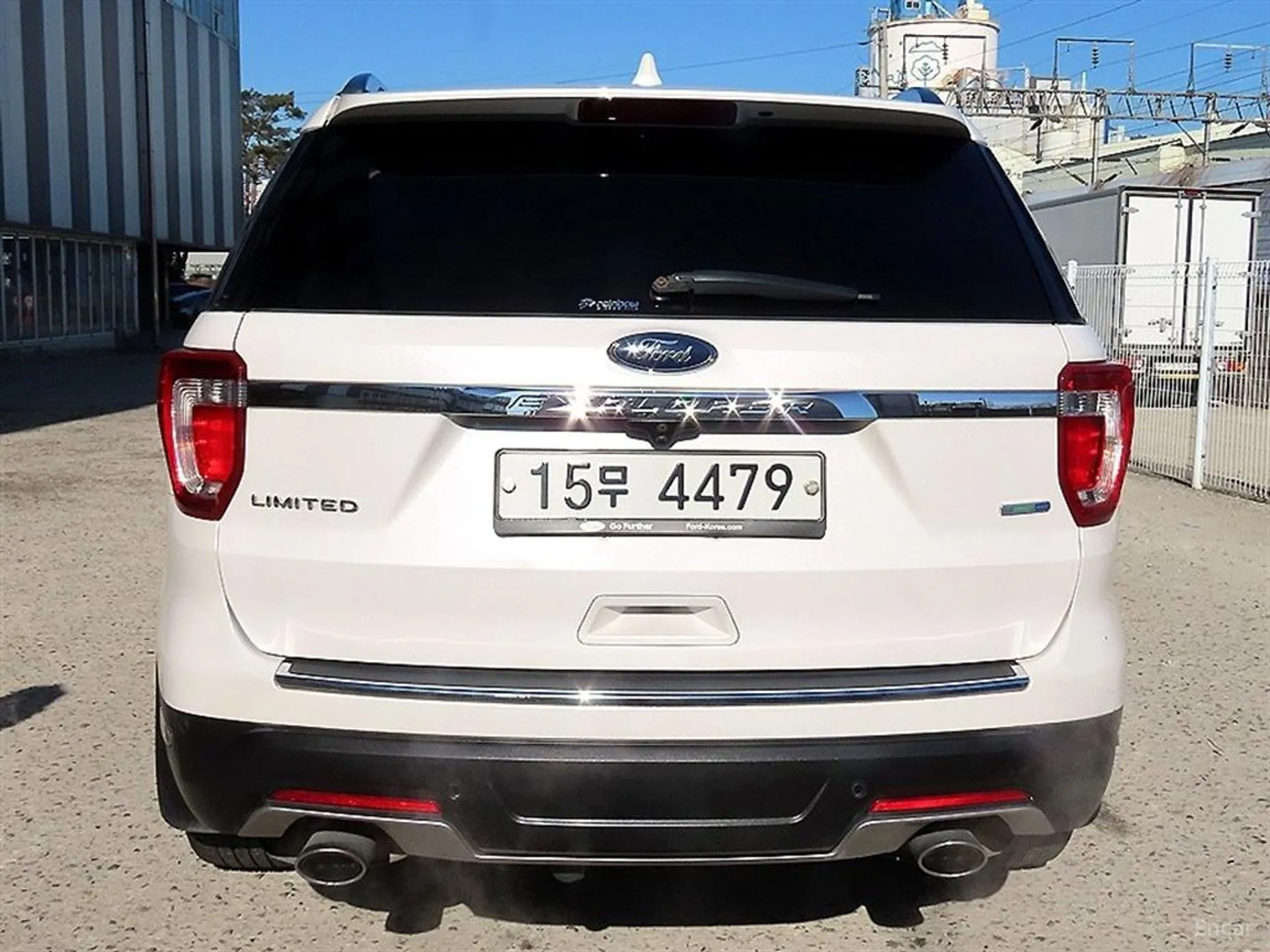 Ford Explorer превью 4