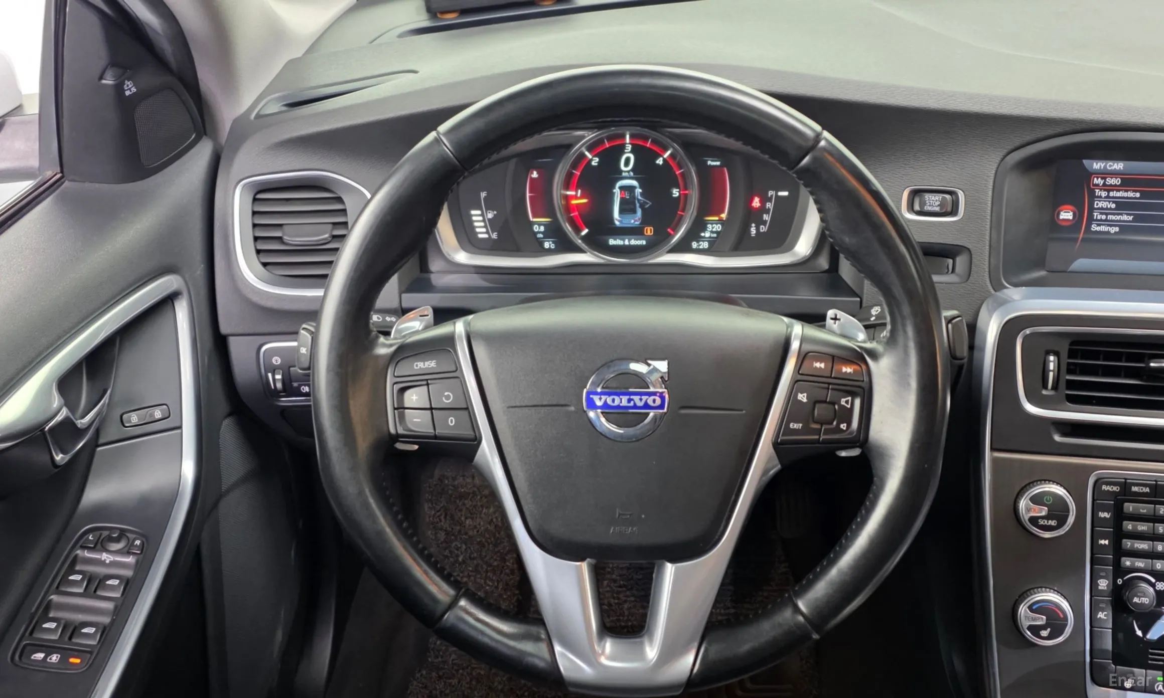 Volvo S60 превью 13