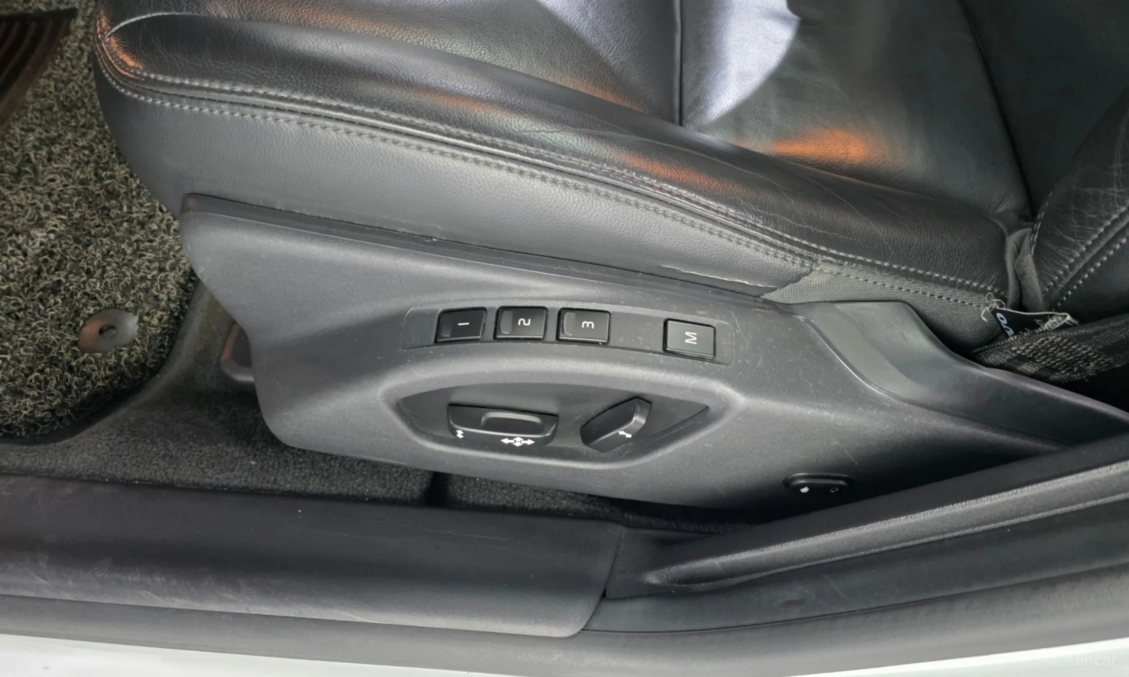 Volvo S60 превью 19