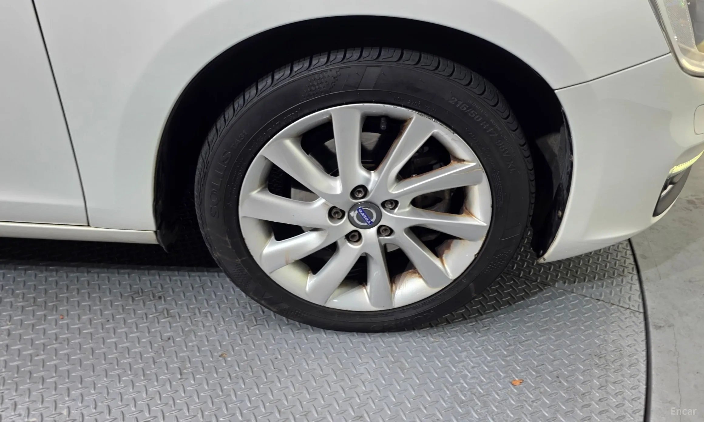 Volvo S60 превью 5