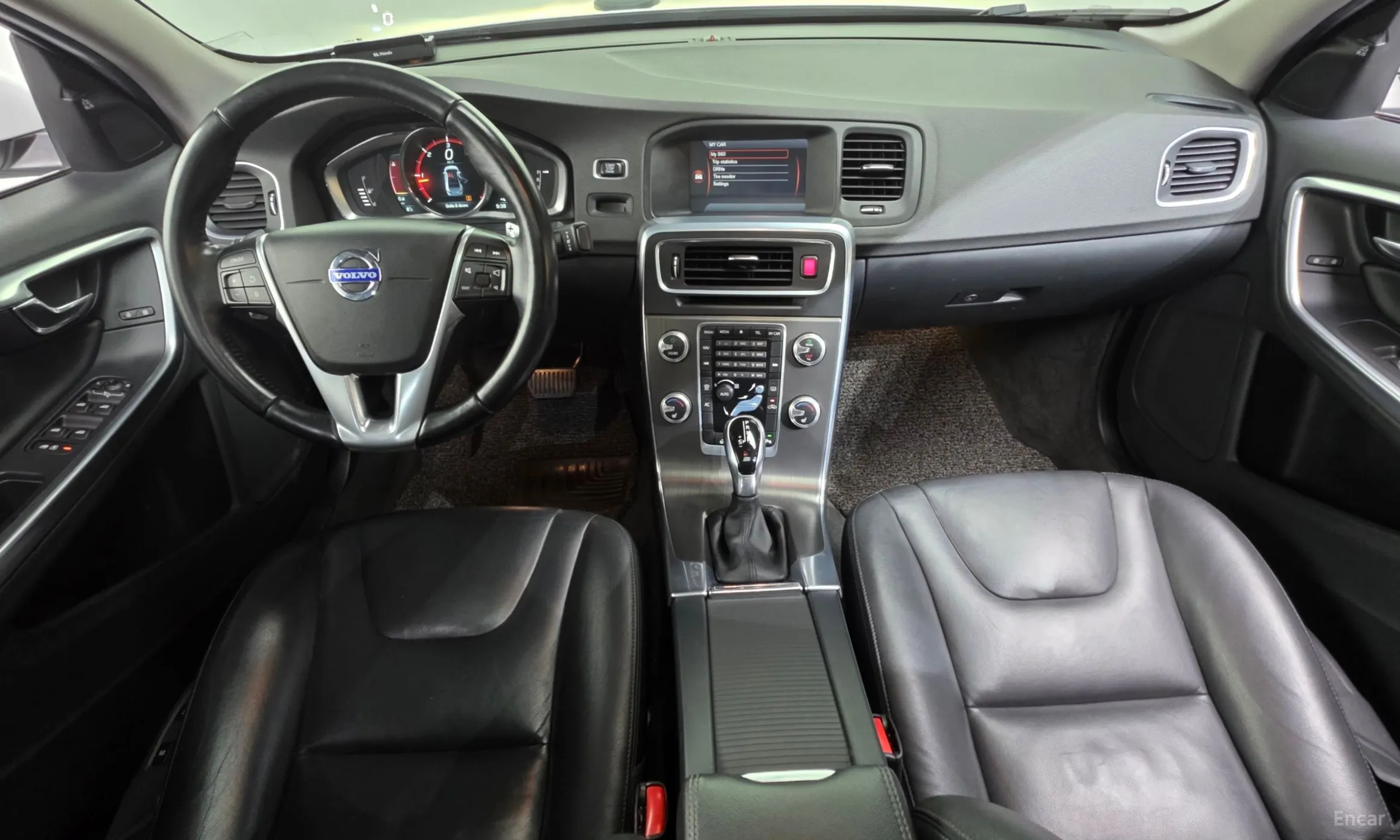 Volvo S60 превью 7