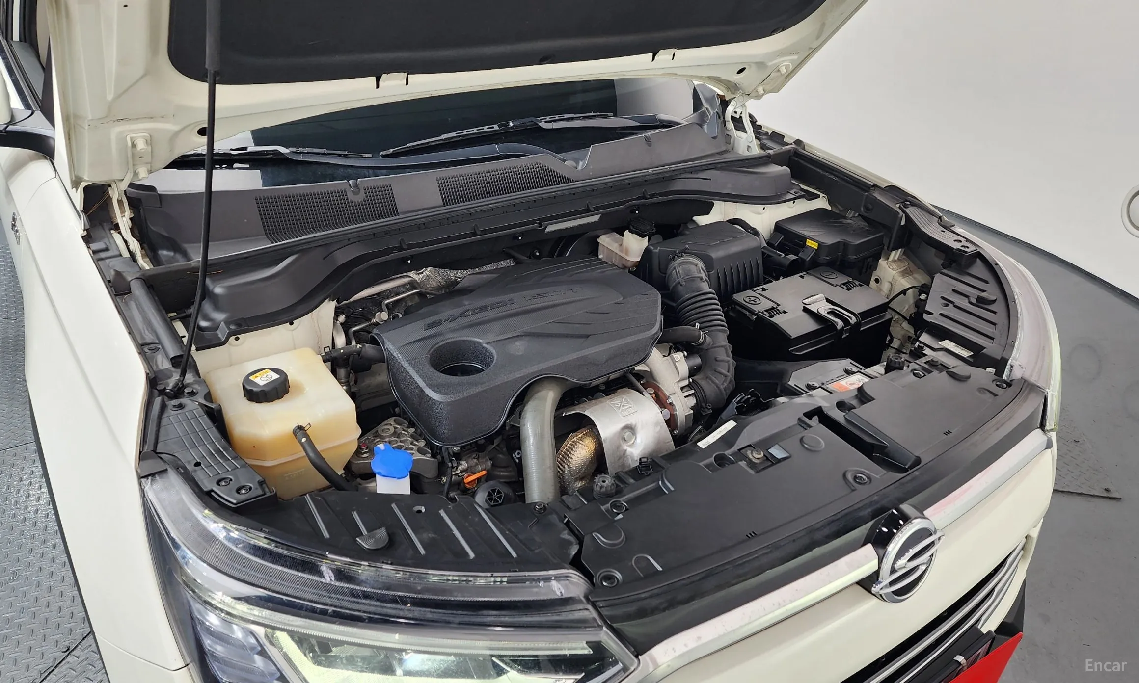 KG Mobility (SsangYong) Beautiful Korando превью 6