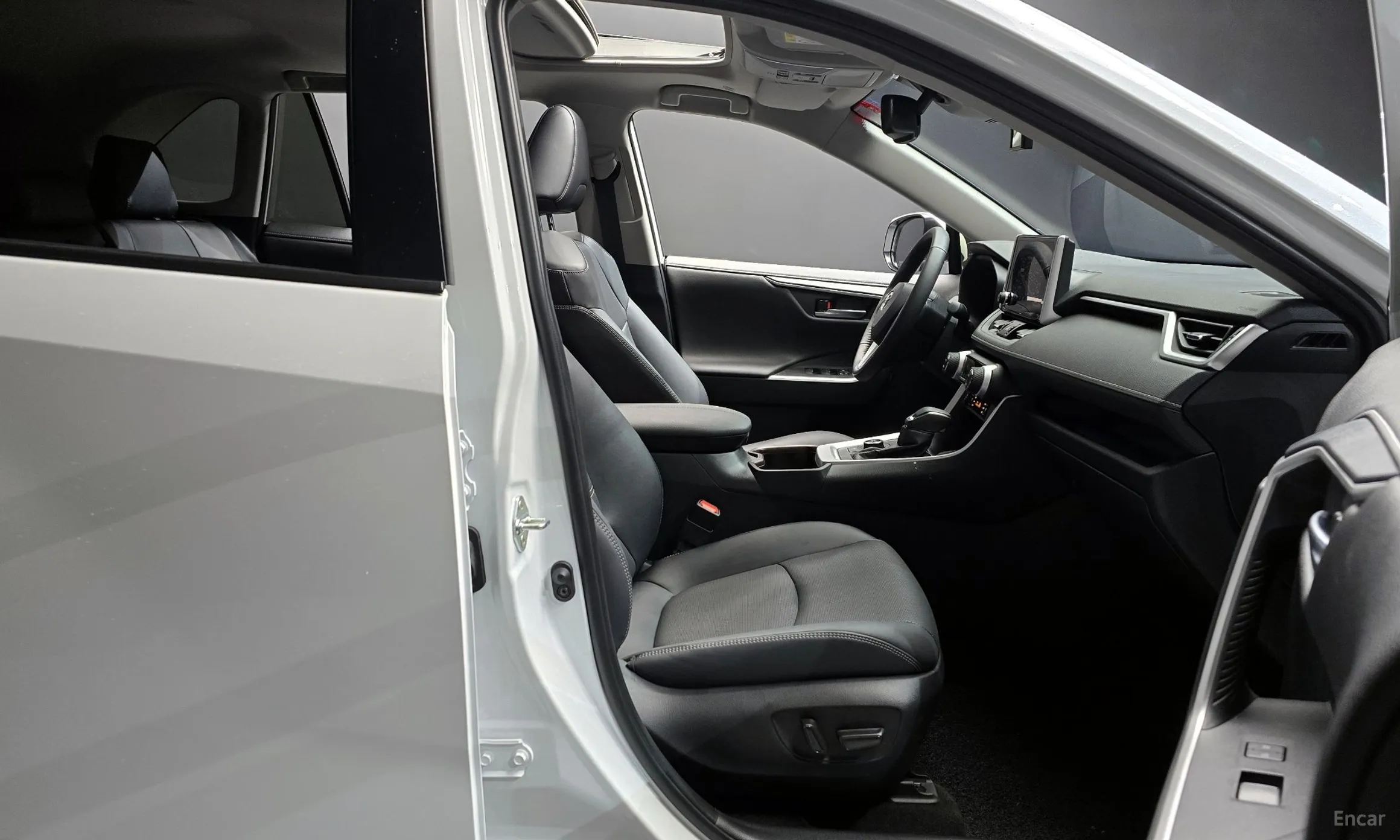 Toyota RAV4 5th Generation превью 10