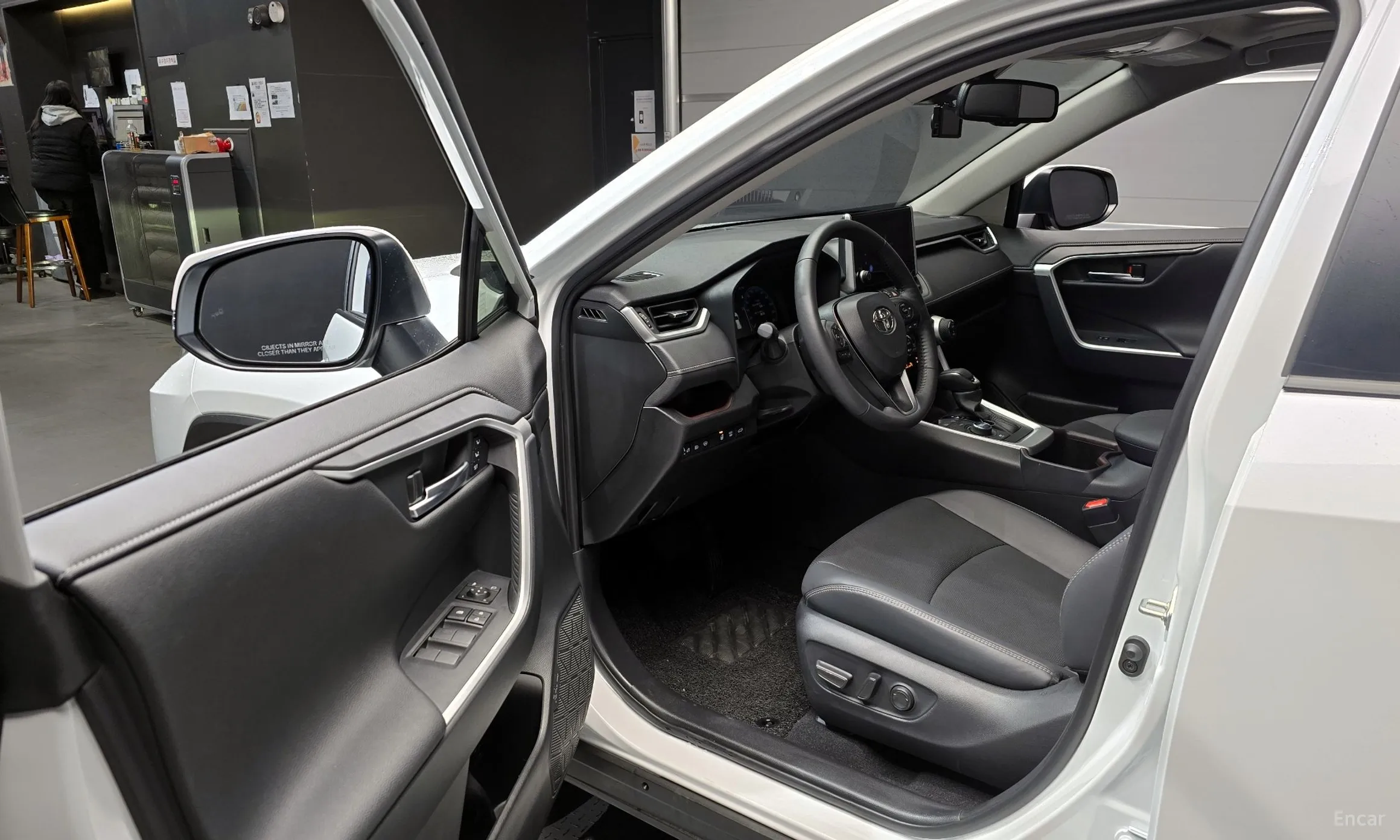 Toyota RAV4 5th Generation превью 11