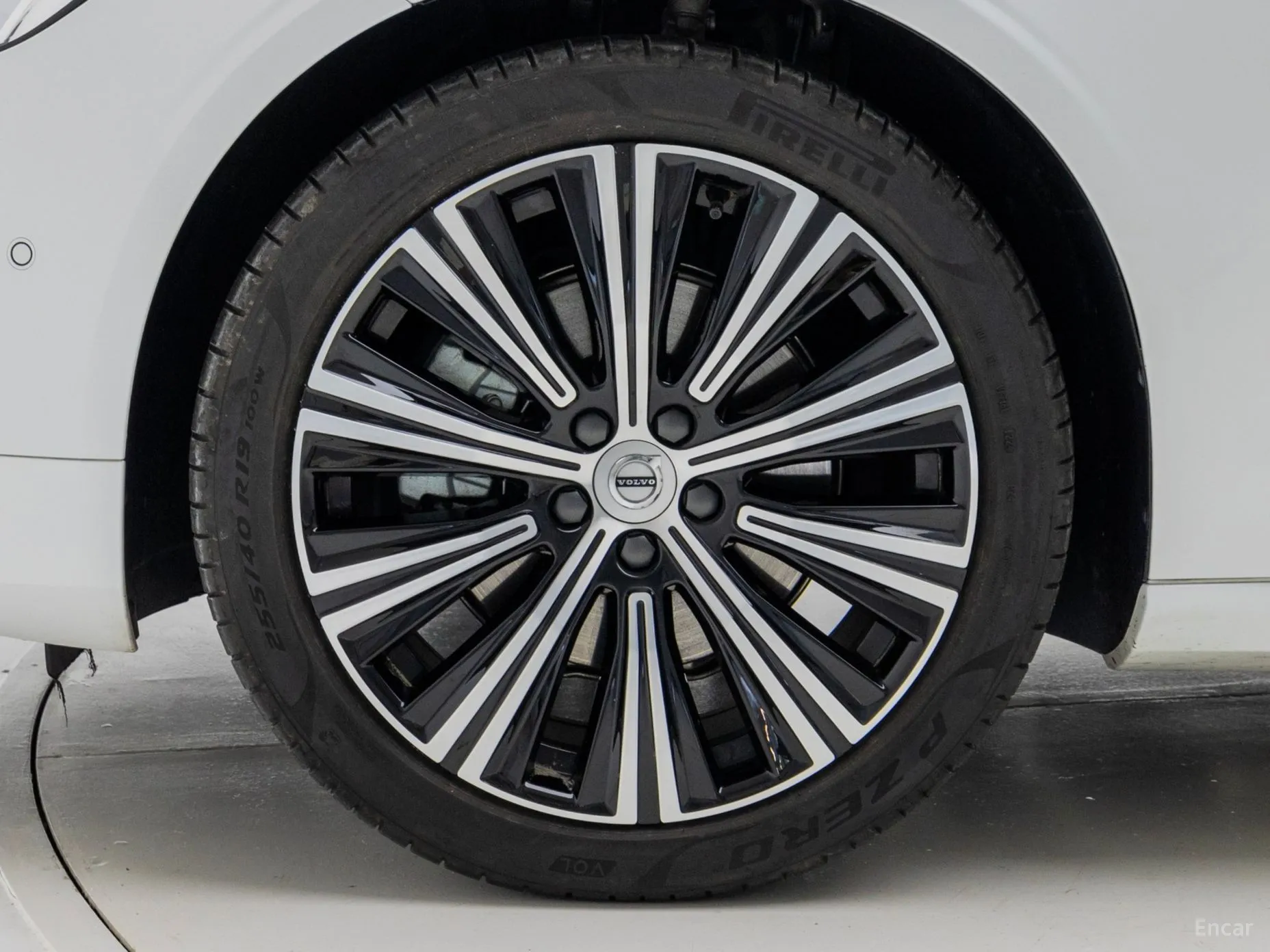 Volvo S90 превью 5