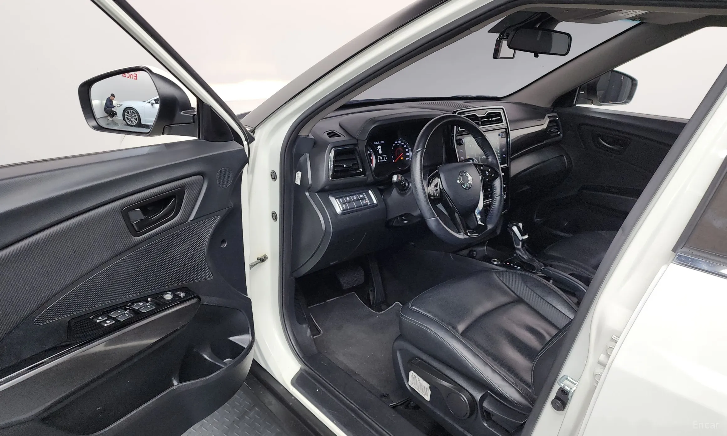 KG Mobility (SsangYong) Berry New Tivoli превью 10