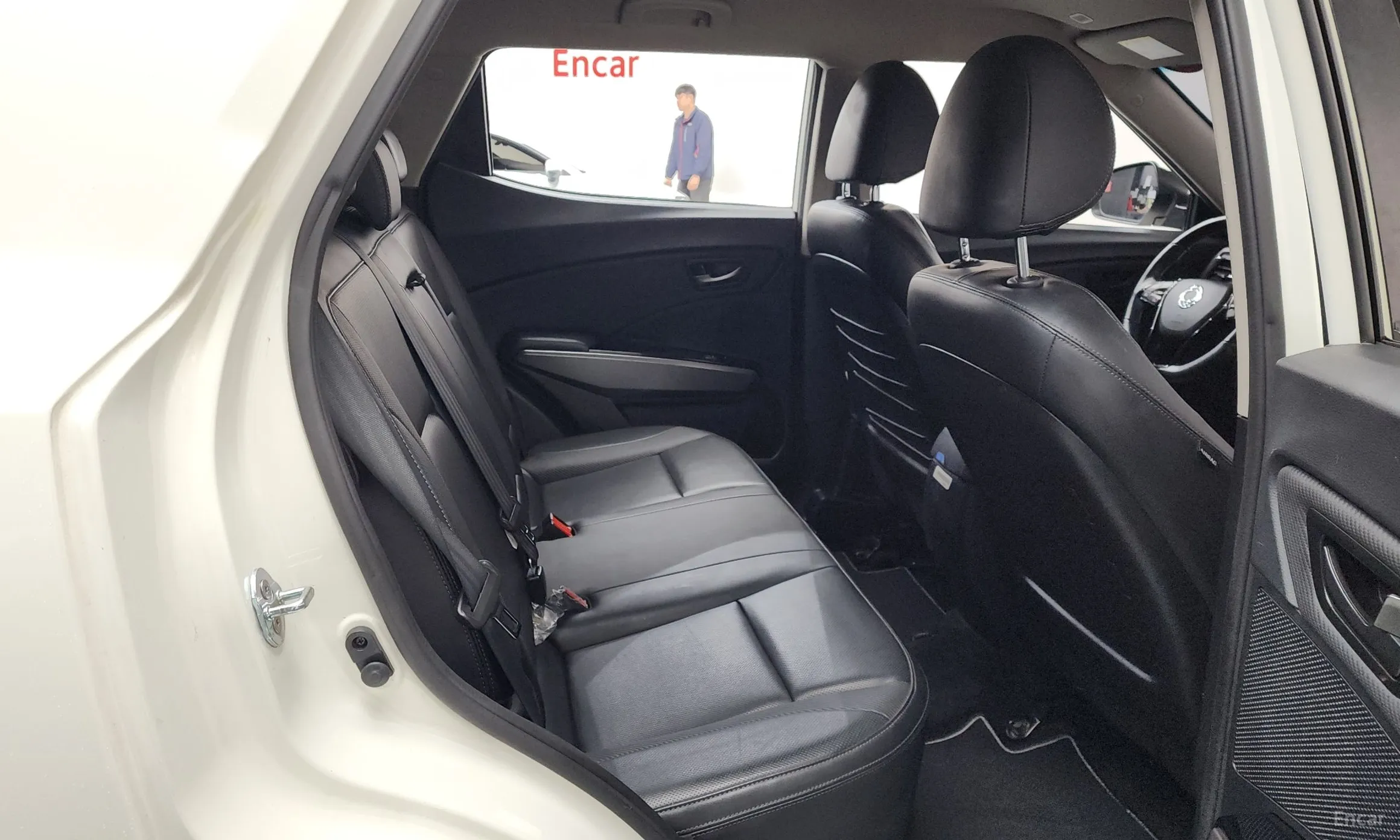 KG Mobility (SsangYong) Berry New Tivoli превью 12