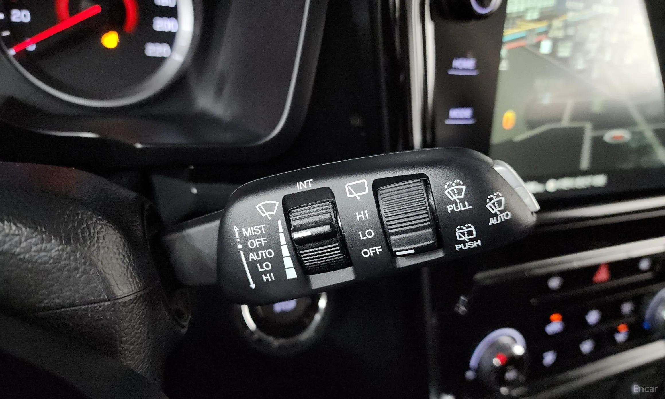 KG Mobility (SsangYong) Berry New Tivoli превью 15
