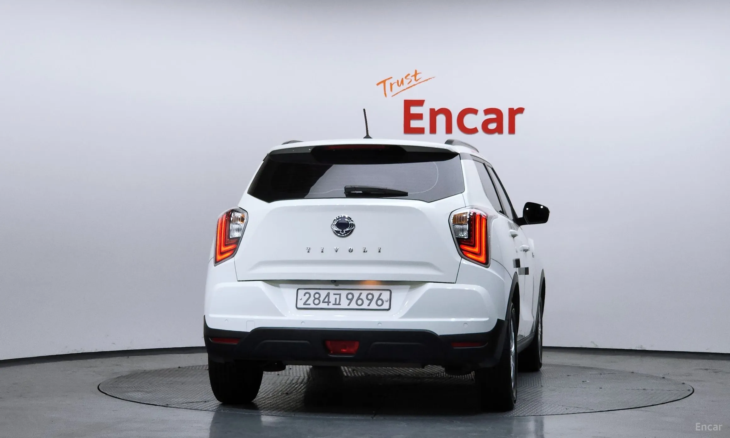 KG Mobility (SsangYong) Berry New Tivoli превью 4