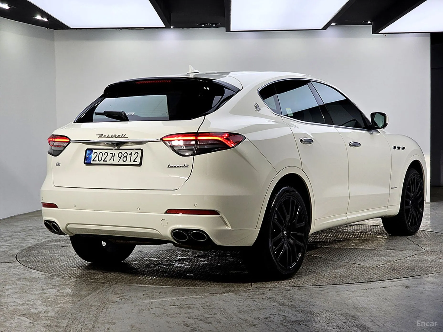 Maserati Levante превью 2
