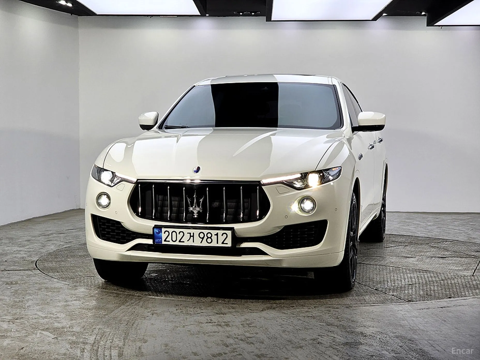 Maserati Levante превью 3