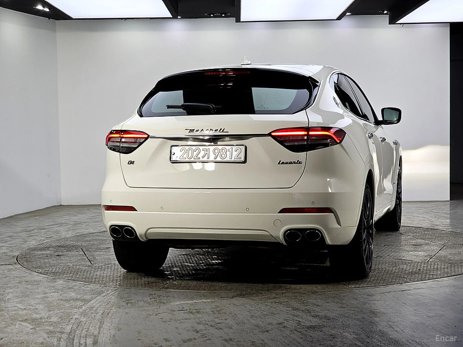 Maserati Levante превью 4