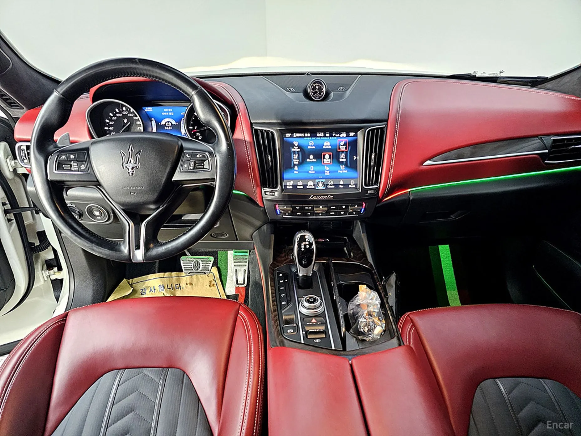 Maserati Levante превью 7