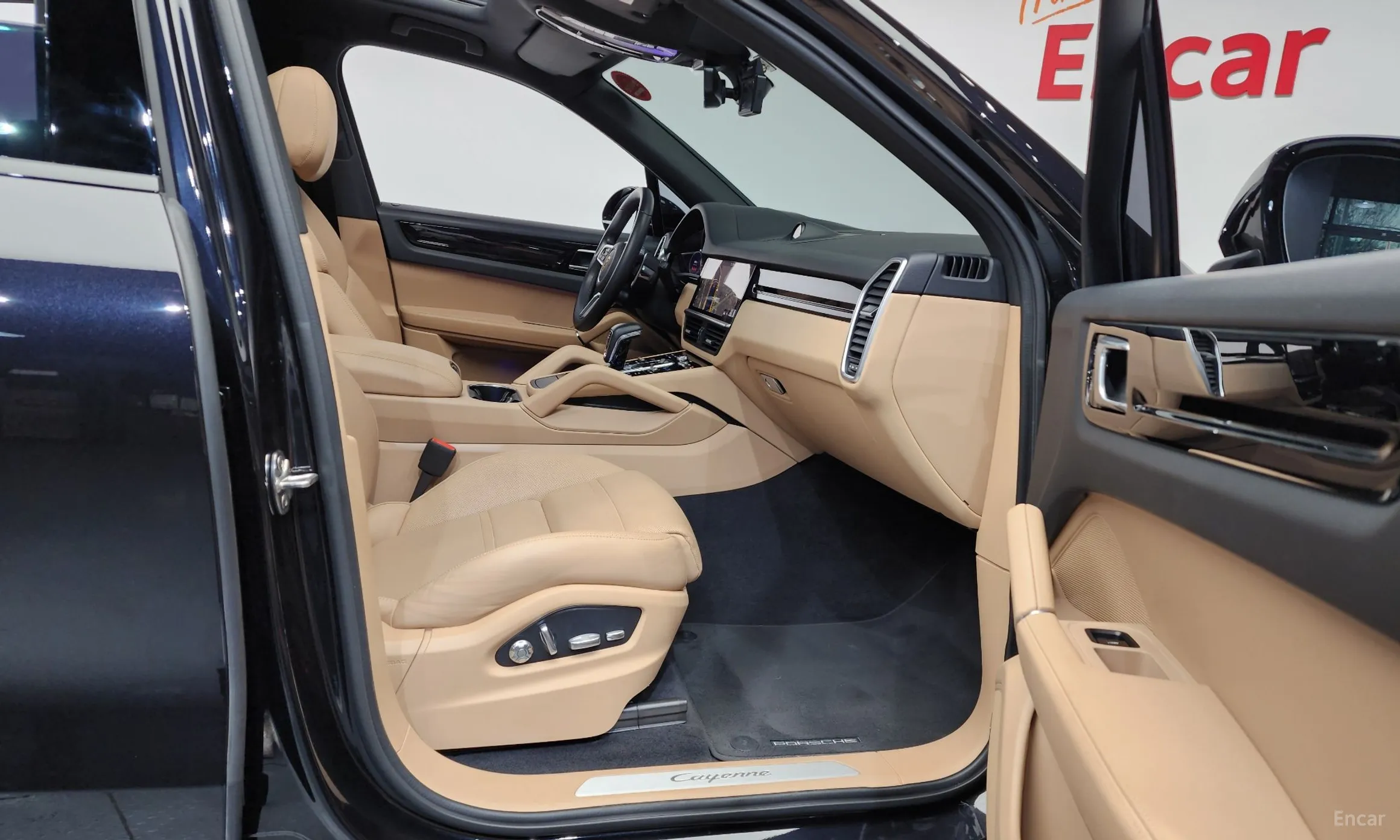 Porsche Cayenne (PO536) превью 11