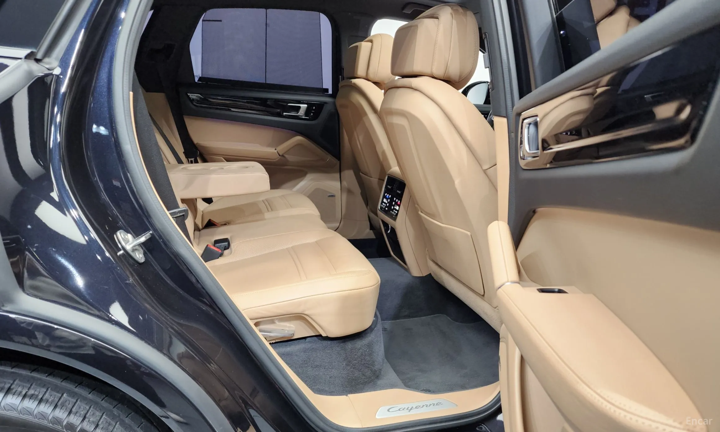 Porsche Cayenne (PO536) превью 12
