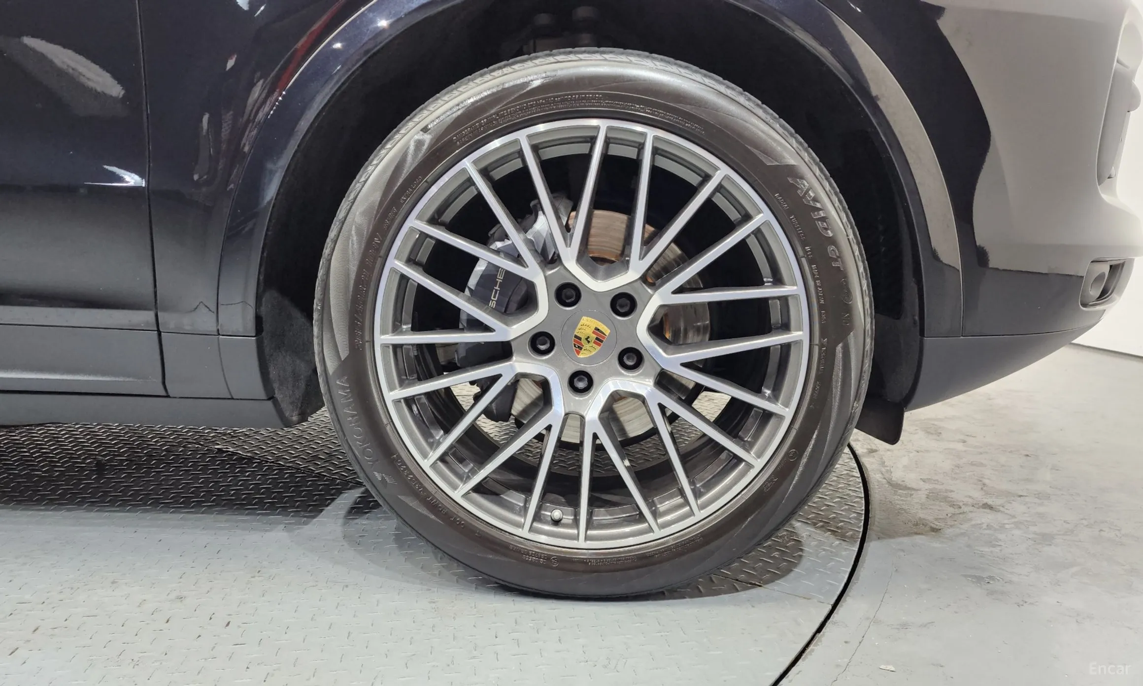 Porsche Cayenne (PO536) превью 5