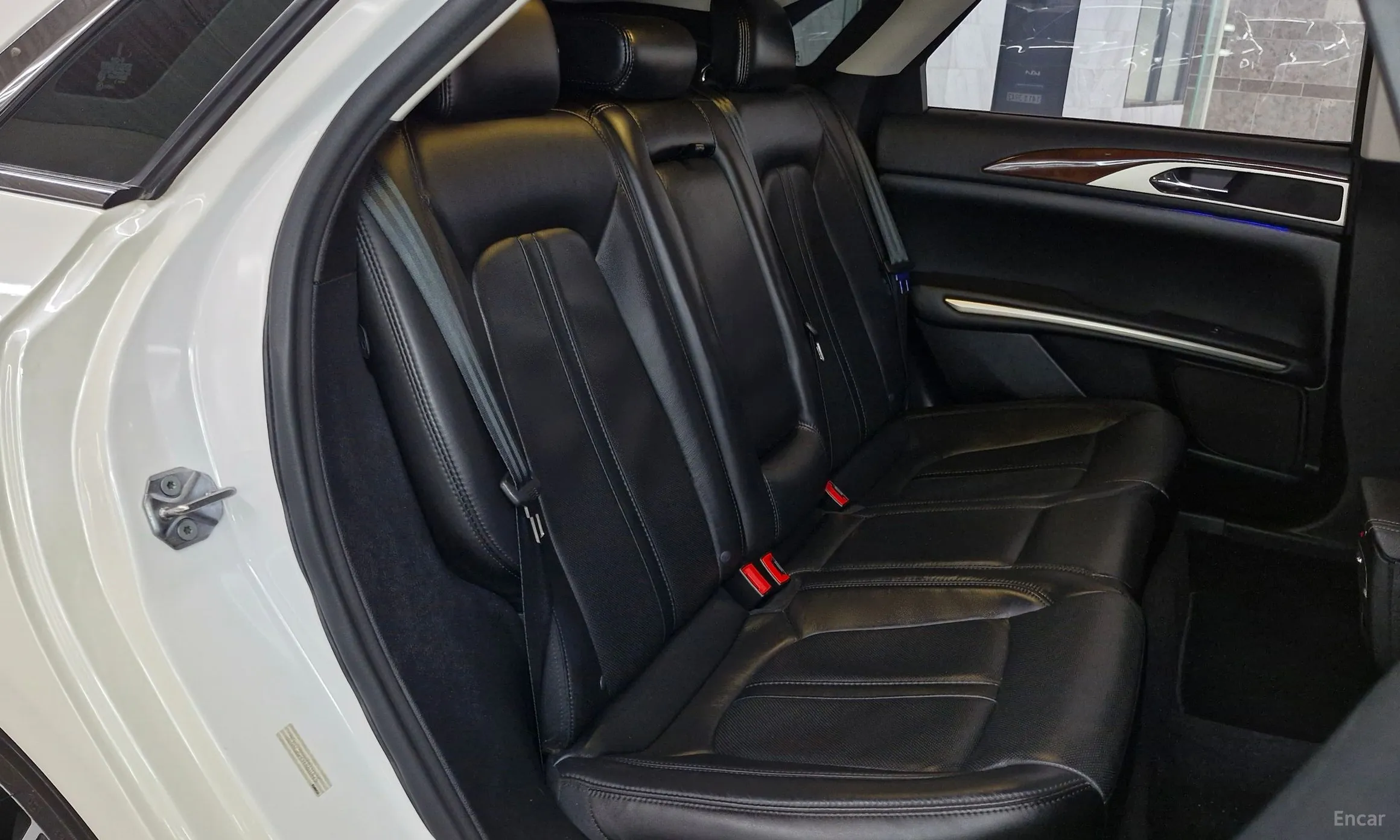 Lincoln New MKZ превью 12