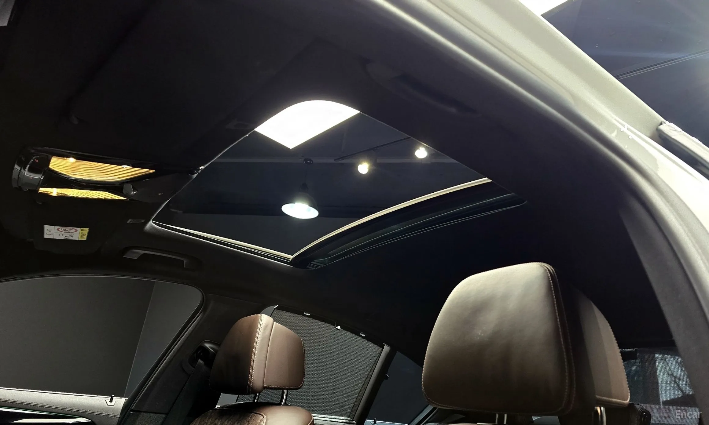 BMW 5 Series (G30) превью 18