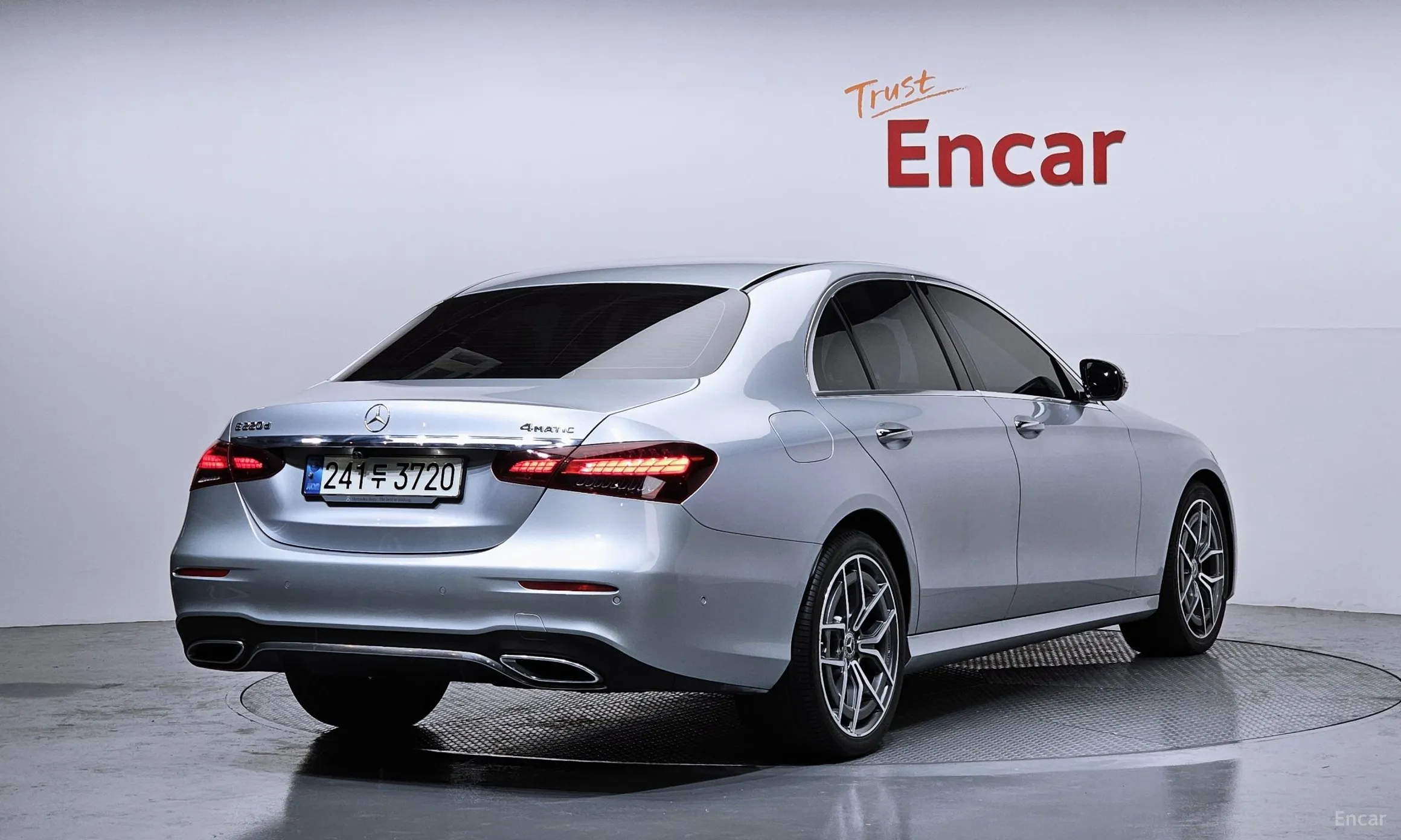 Mercedes Benz E-Class W213 превью 2