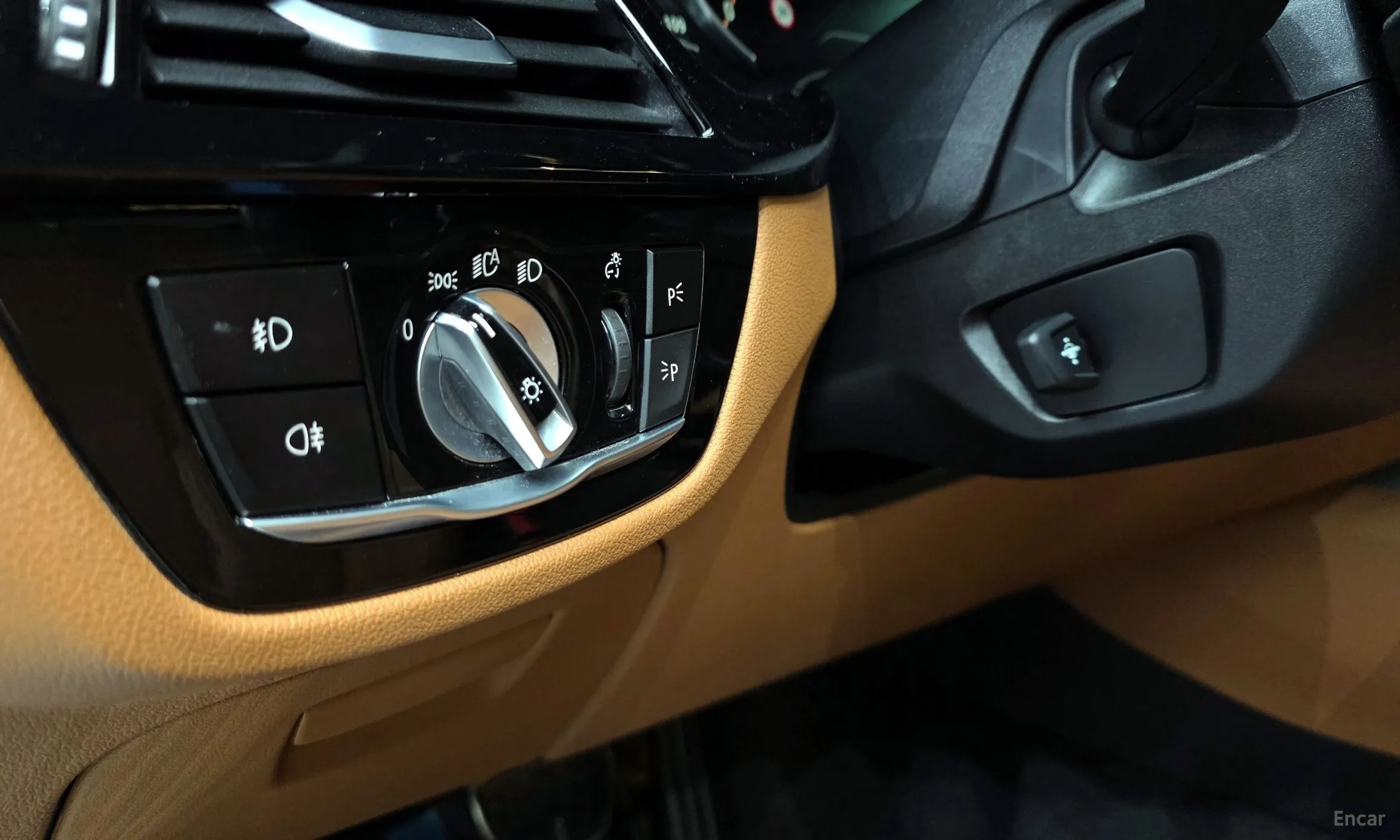 BMW 5 Series (G30) превью 11