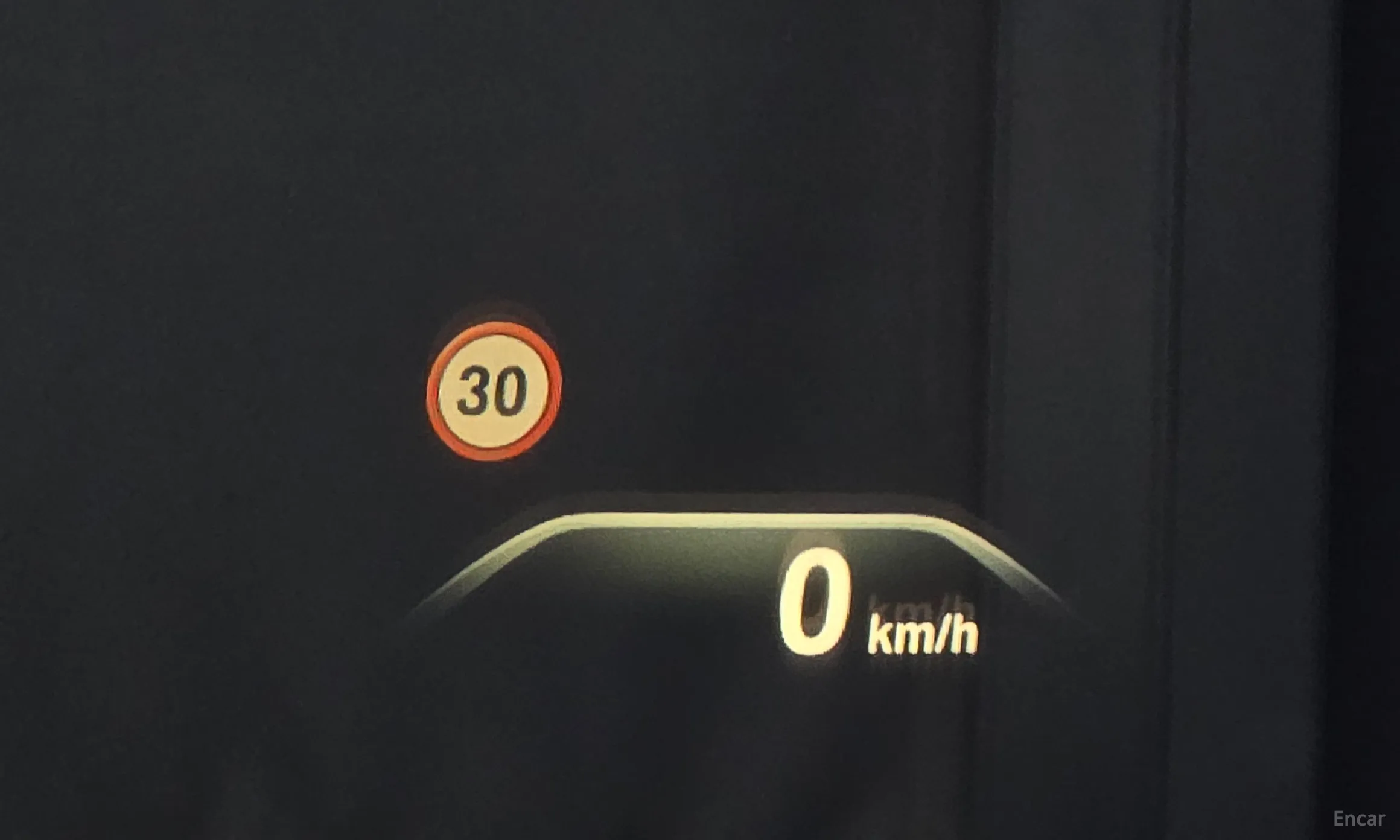 BMW 5 Series (G30) превью 16