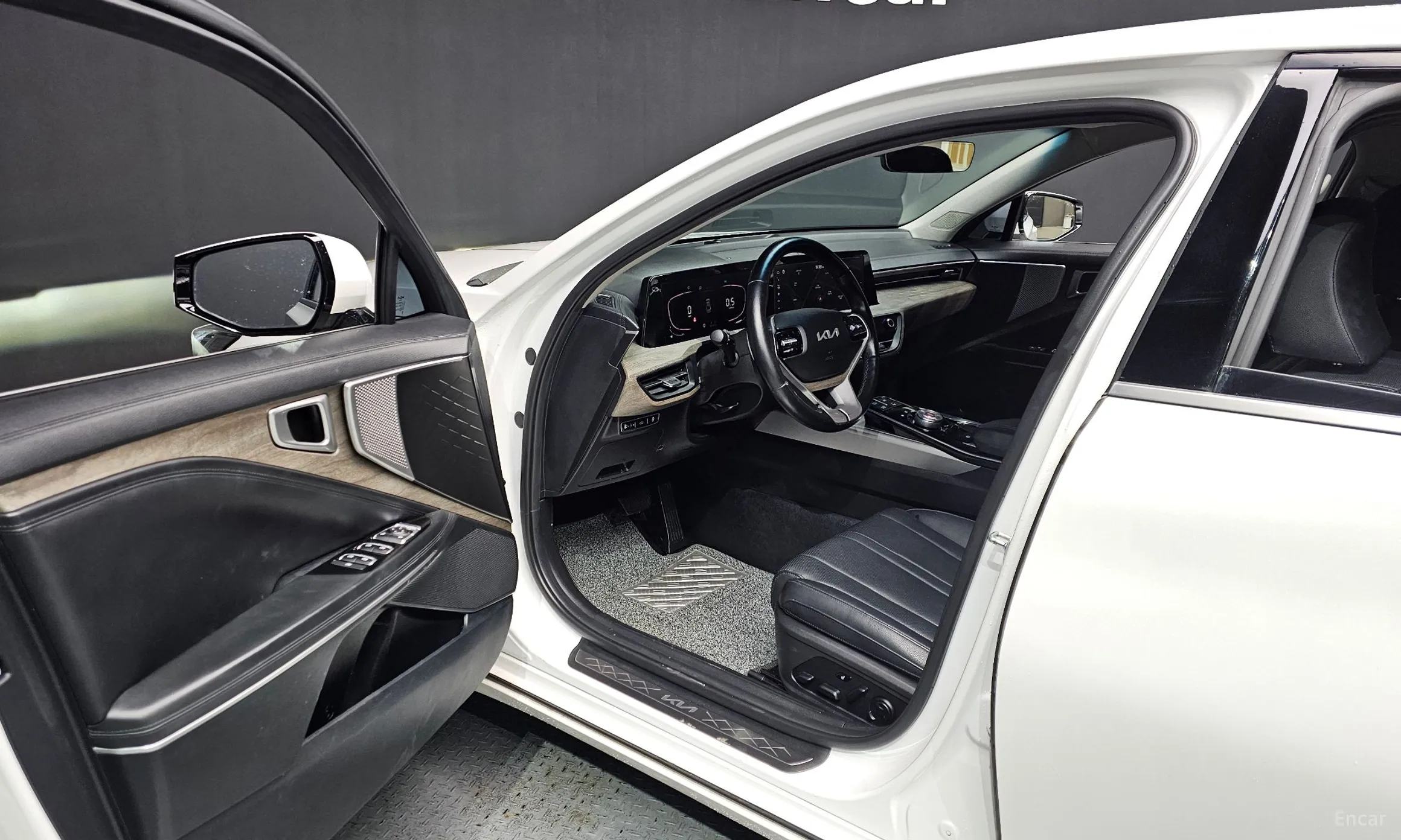 Kia K8 превью 10