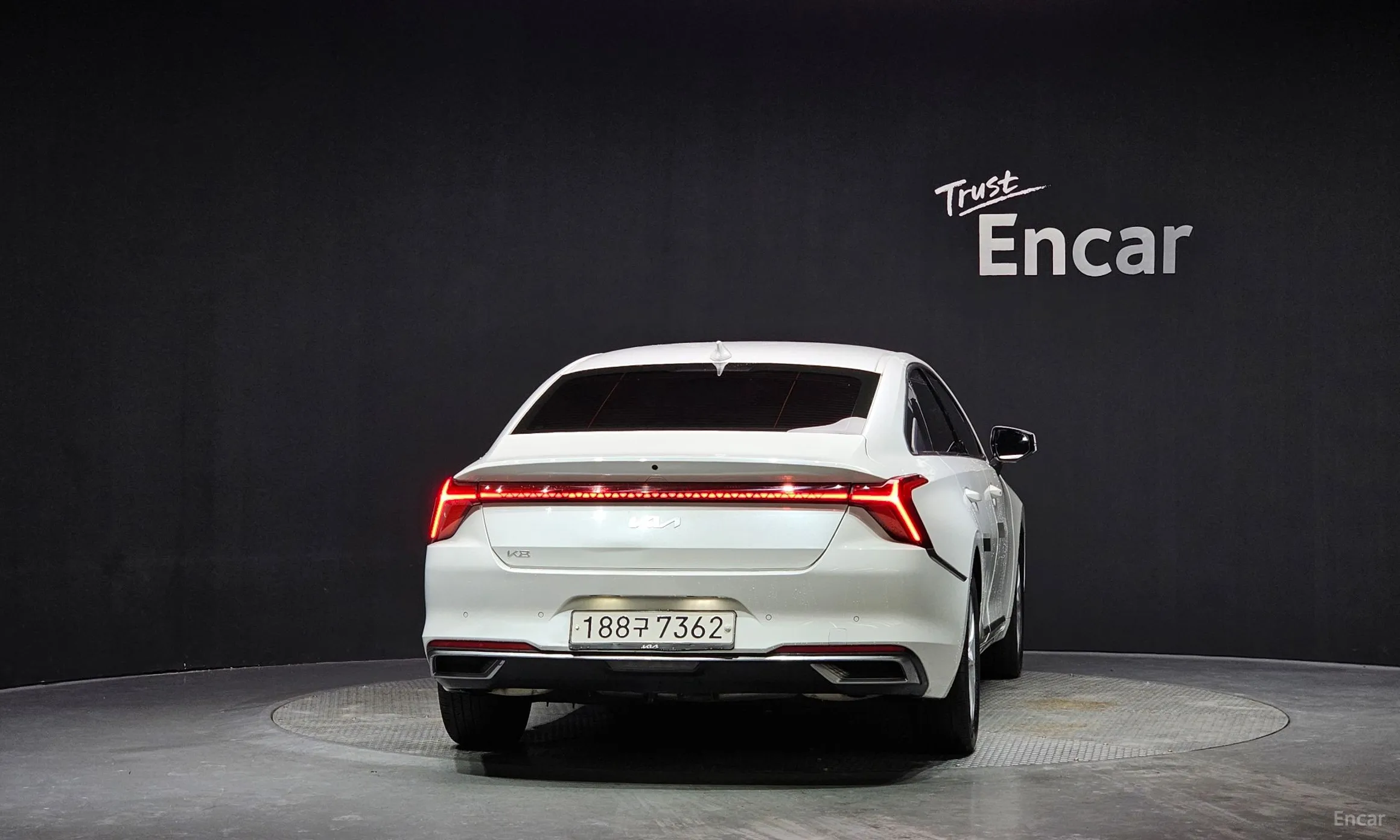 Kia K8 превью 4