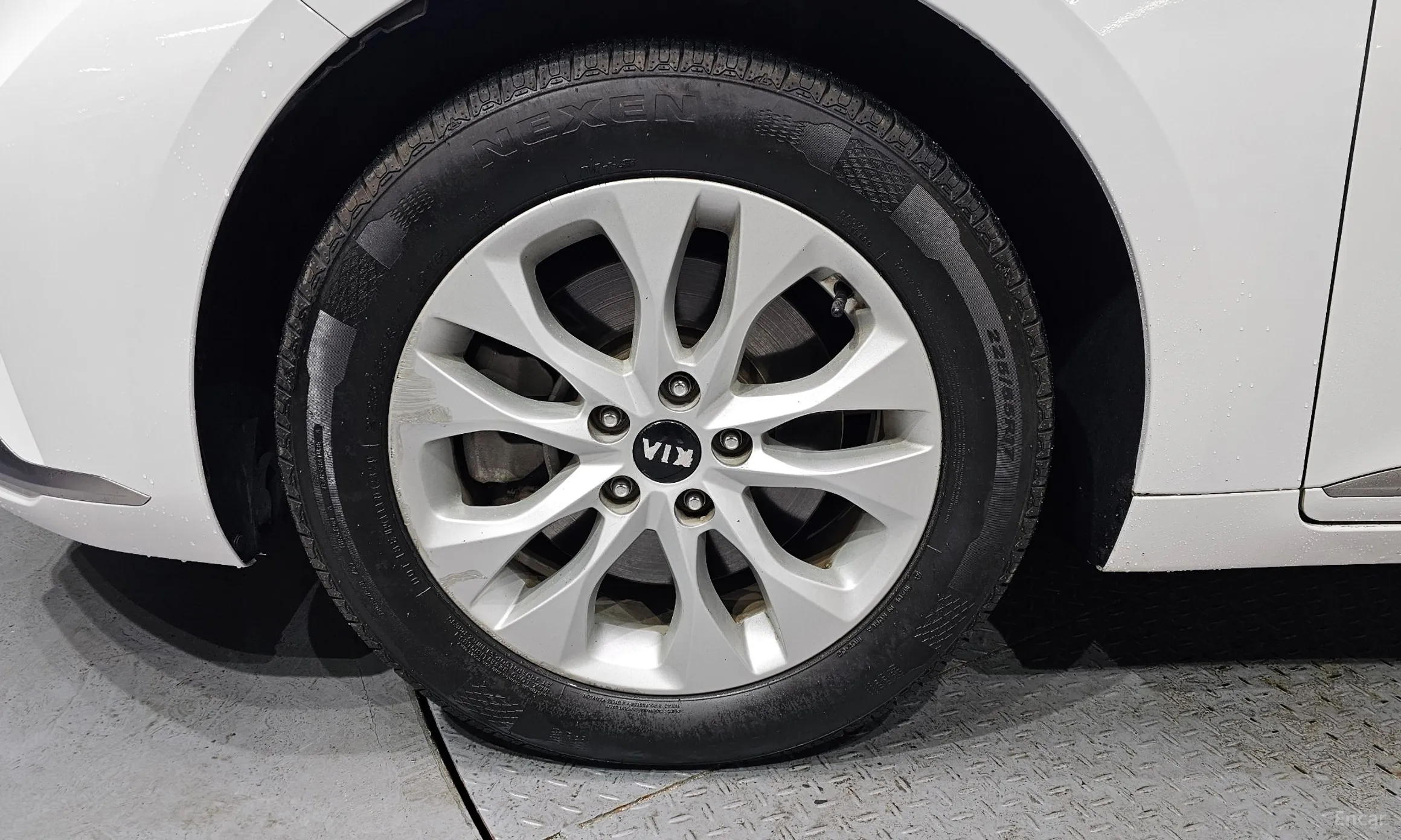 Kia K8 превью 5