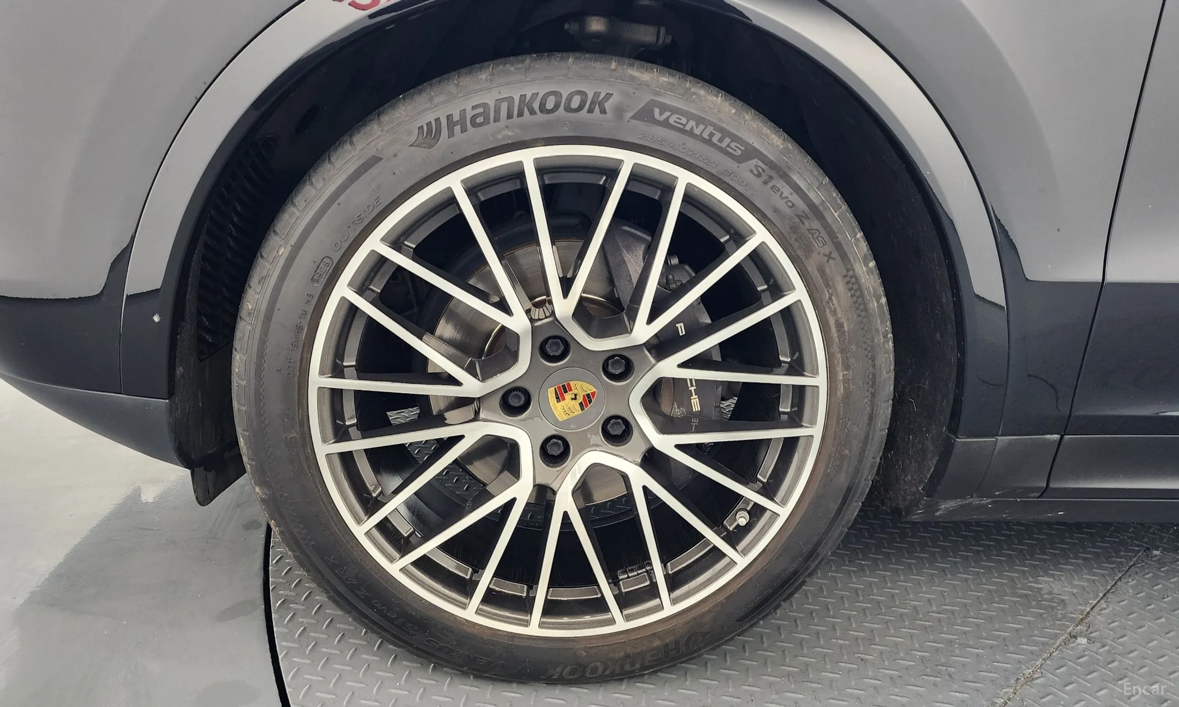 Porsche Cayenne (PO536) превью 5