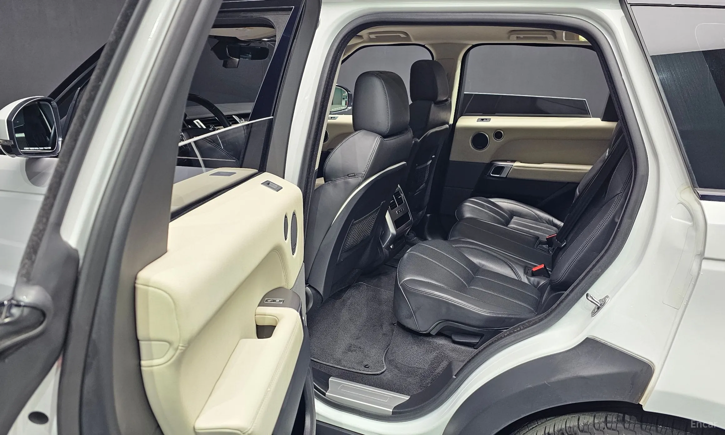 Land Rover Range Rover Sport 2nd Generation превью 12