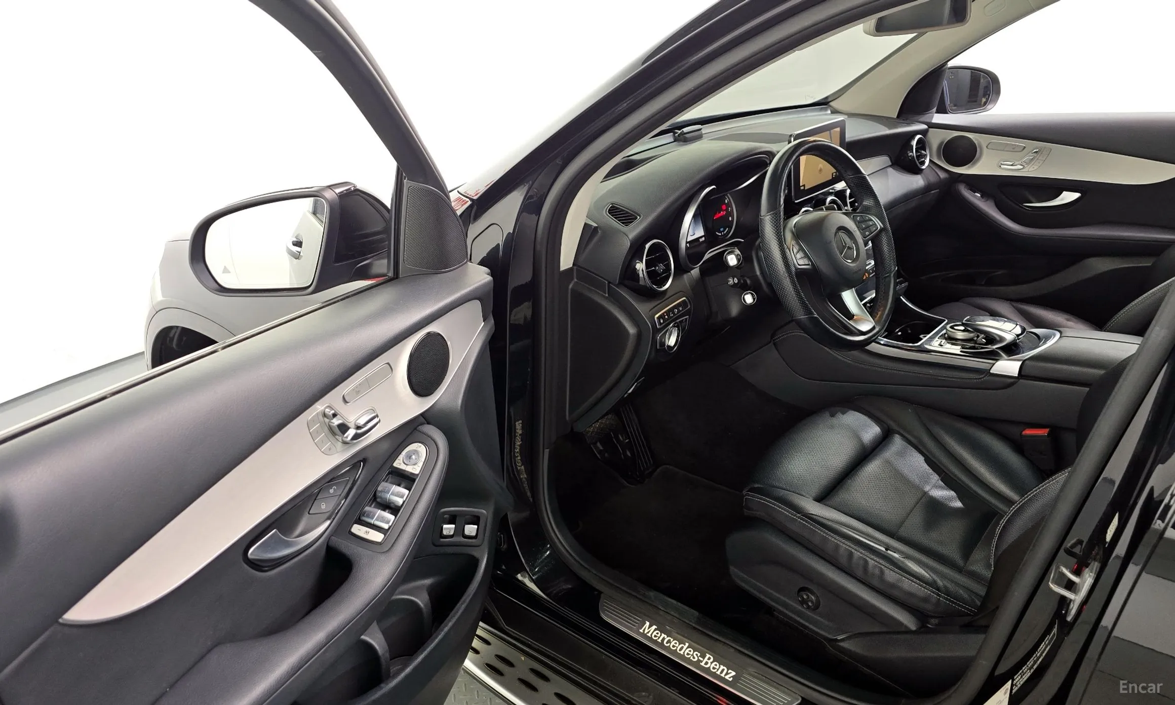 Mercedes Benz GLC-Class X253 превью 10